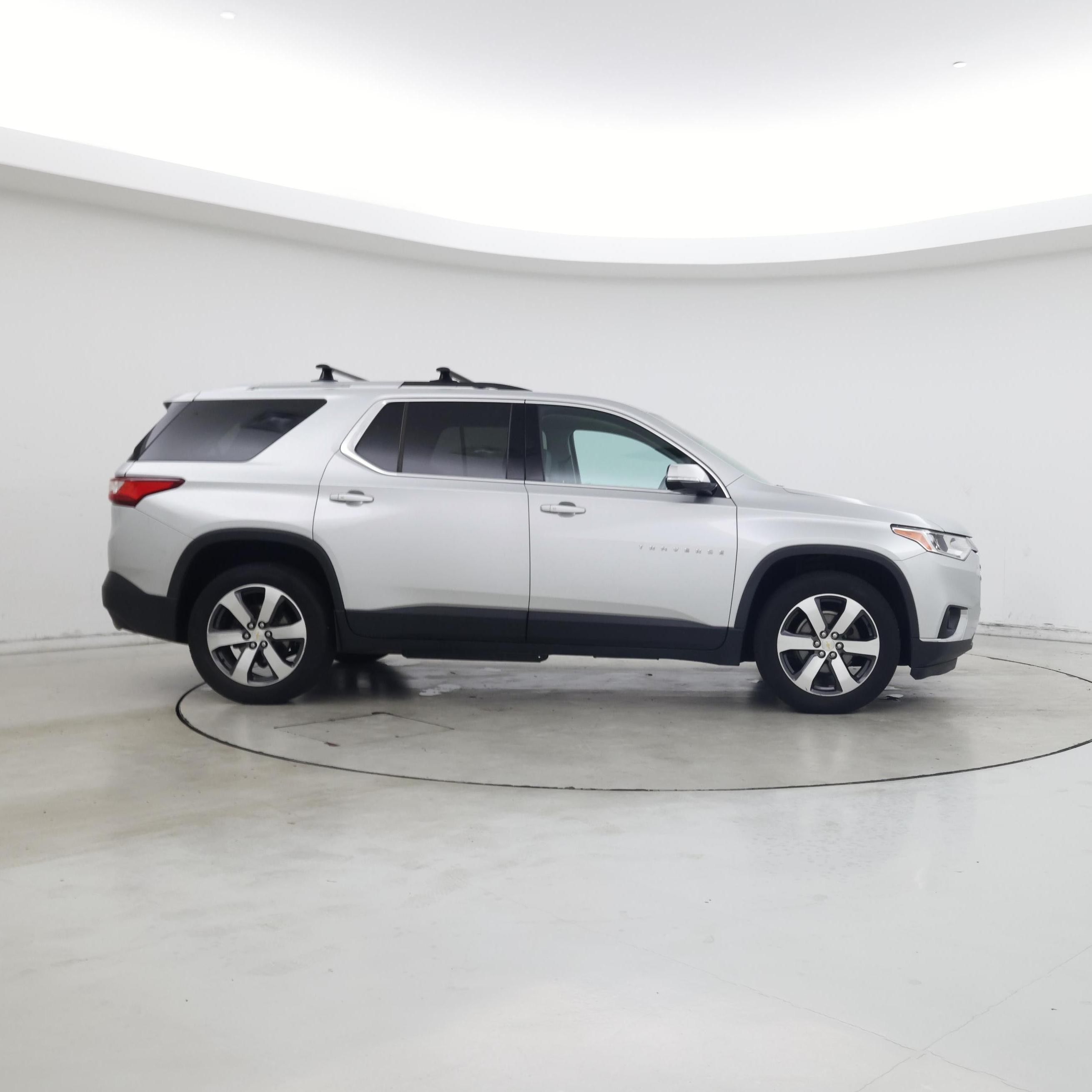 Thumbnail: 2018 Chevrolet Traverse - 7