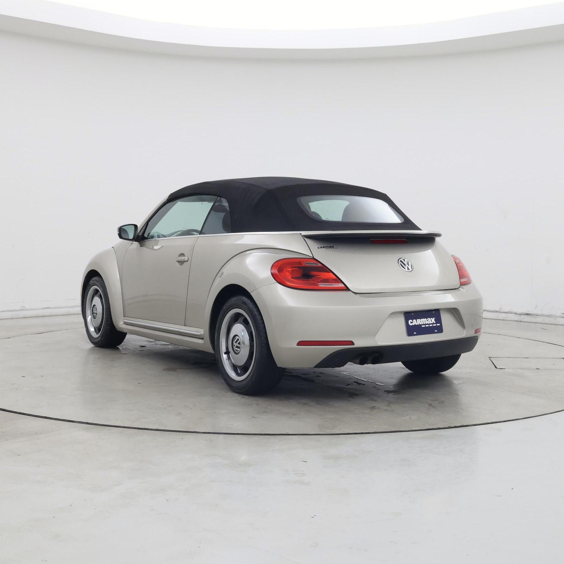 Thumbnail: 2015 Volkswagen Beetle - 2