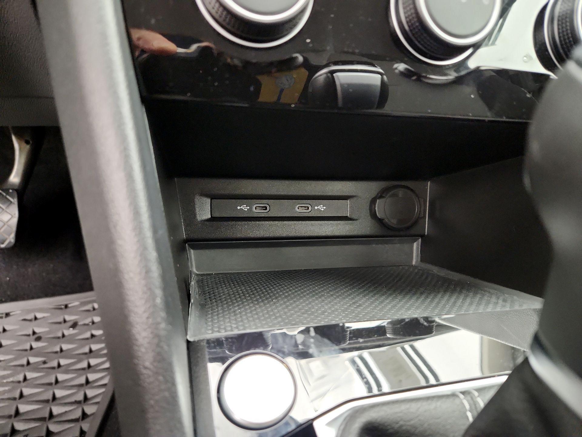 Thumbnail: 2024 Volkswagen Taos - 18