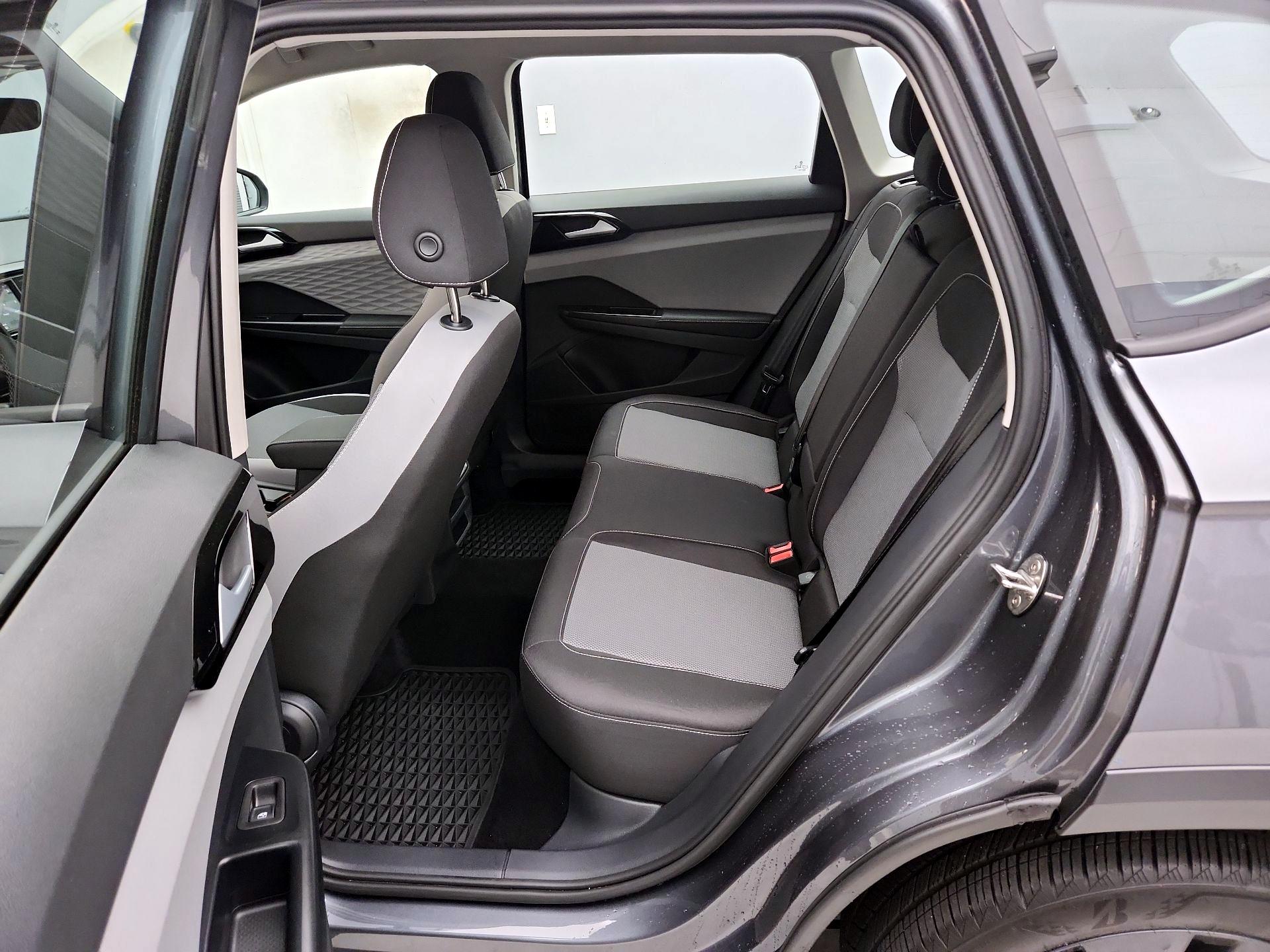 Thumbnail: 2024 Volkswagen Taos - 19