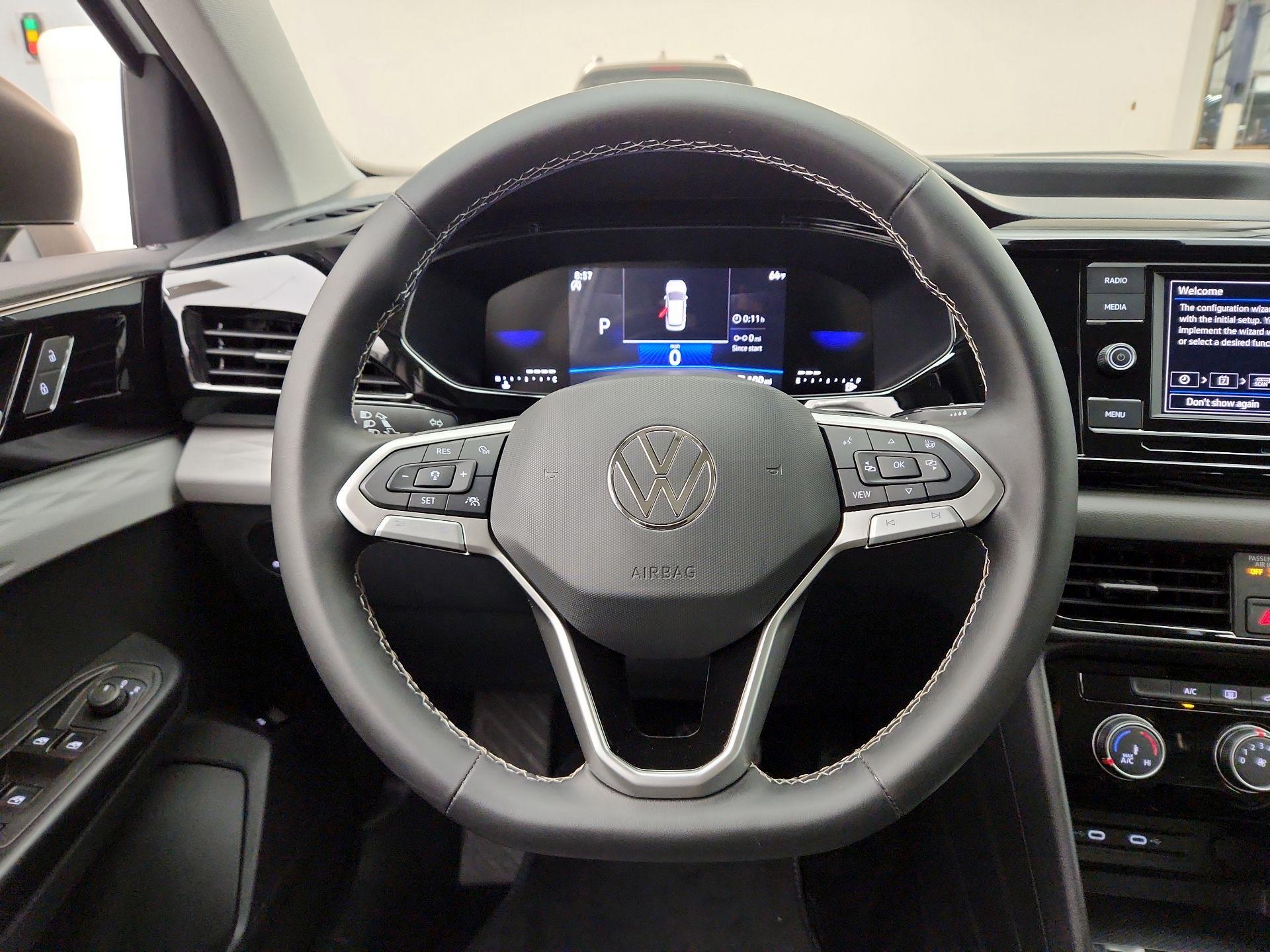 Thumbnail: 2024 Volkswagen Taos - 10