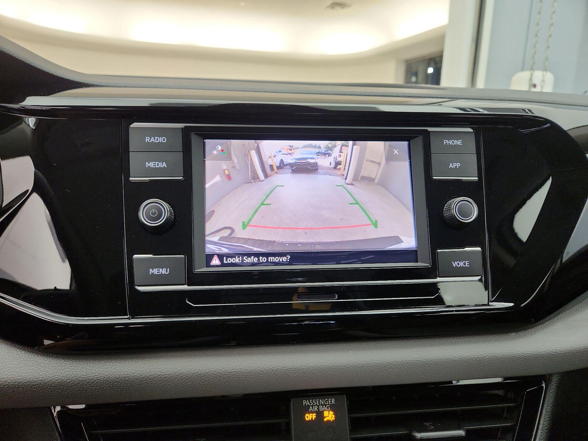 Thumbnail: 2024 Volkswagen Taos - 14