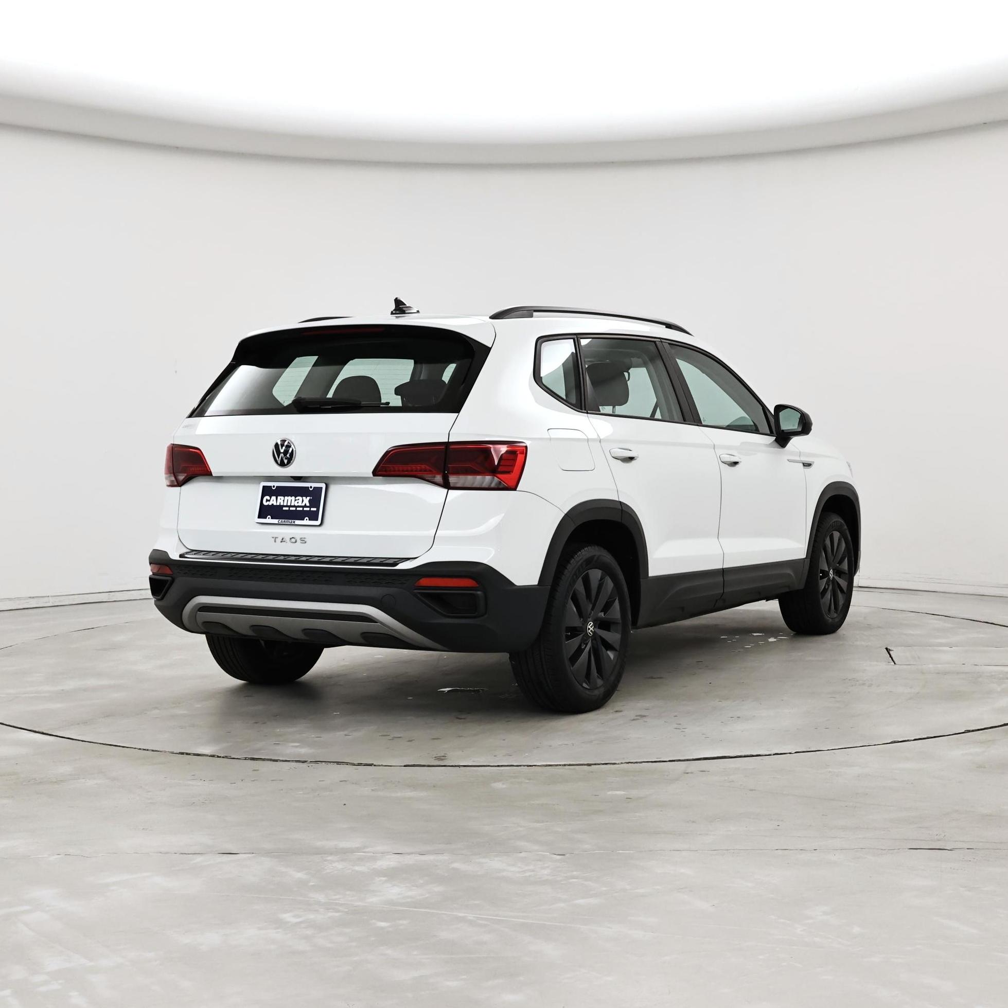 Thumbnail: 2024 Volkswagen Taos - 8