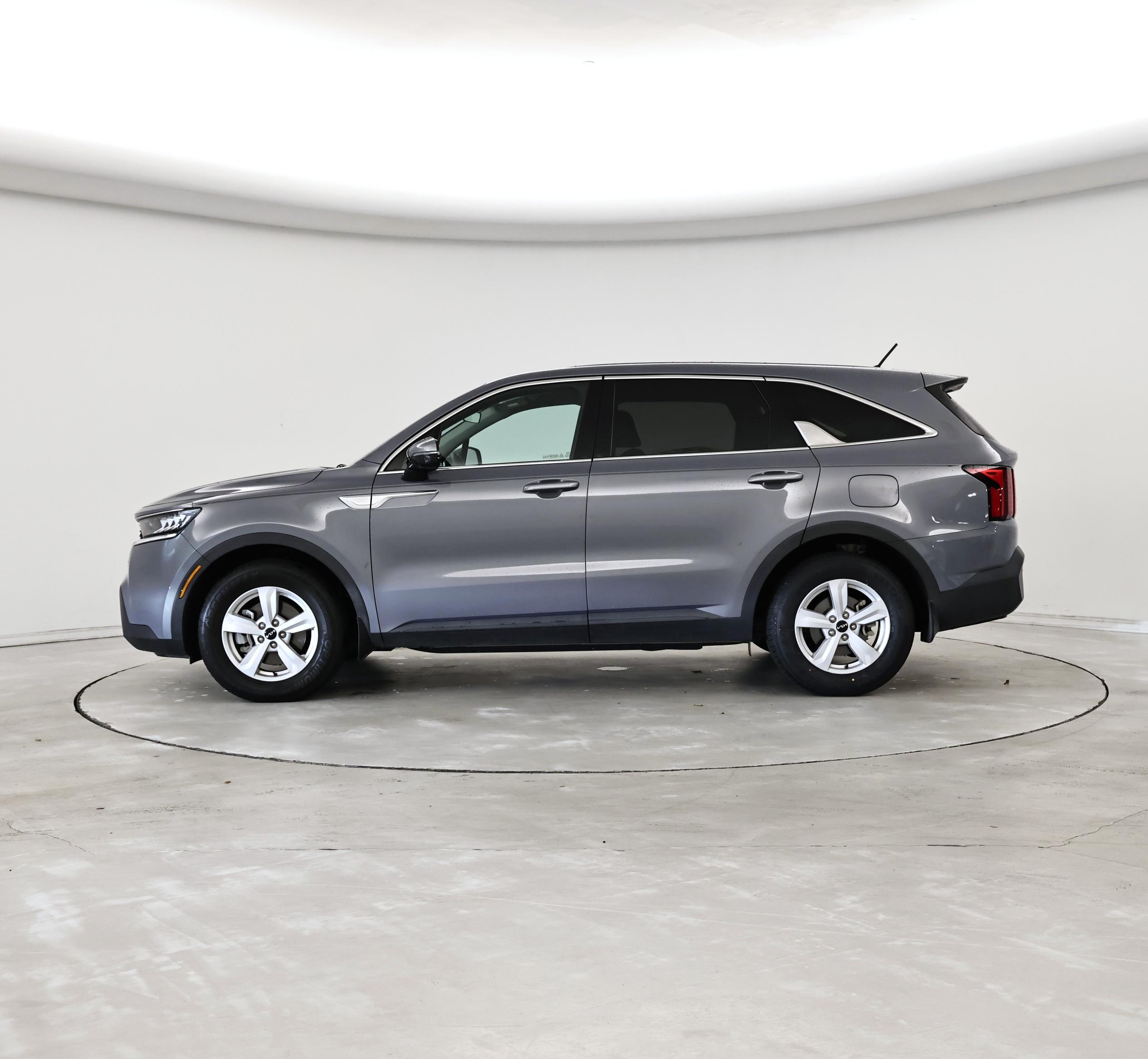 Thumbnail: 2023 Kia Sorento - 3