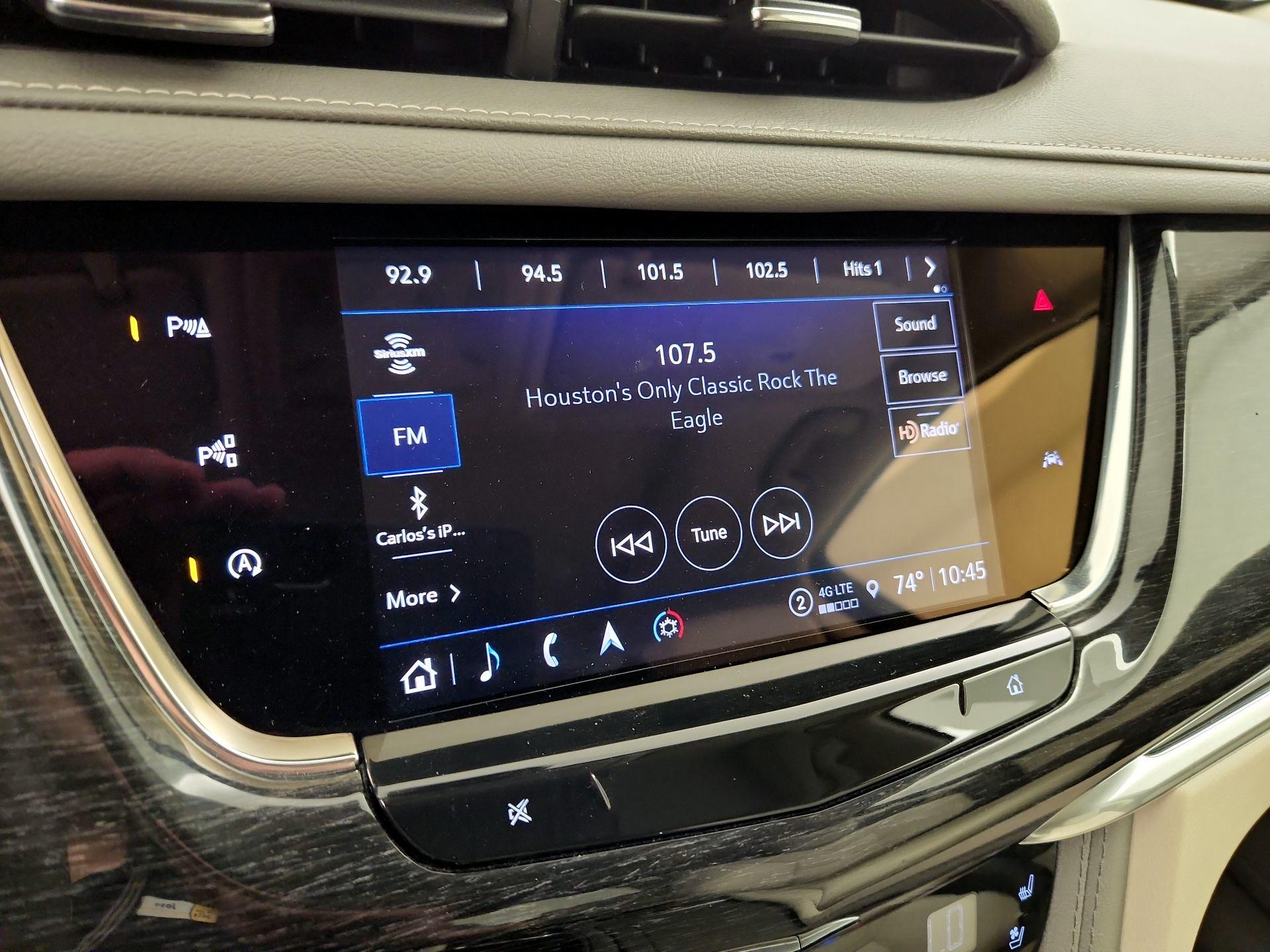 Thumbnail: 2023 Cadillac XT6 - 16