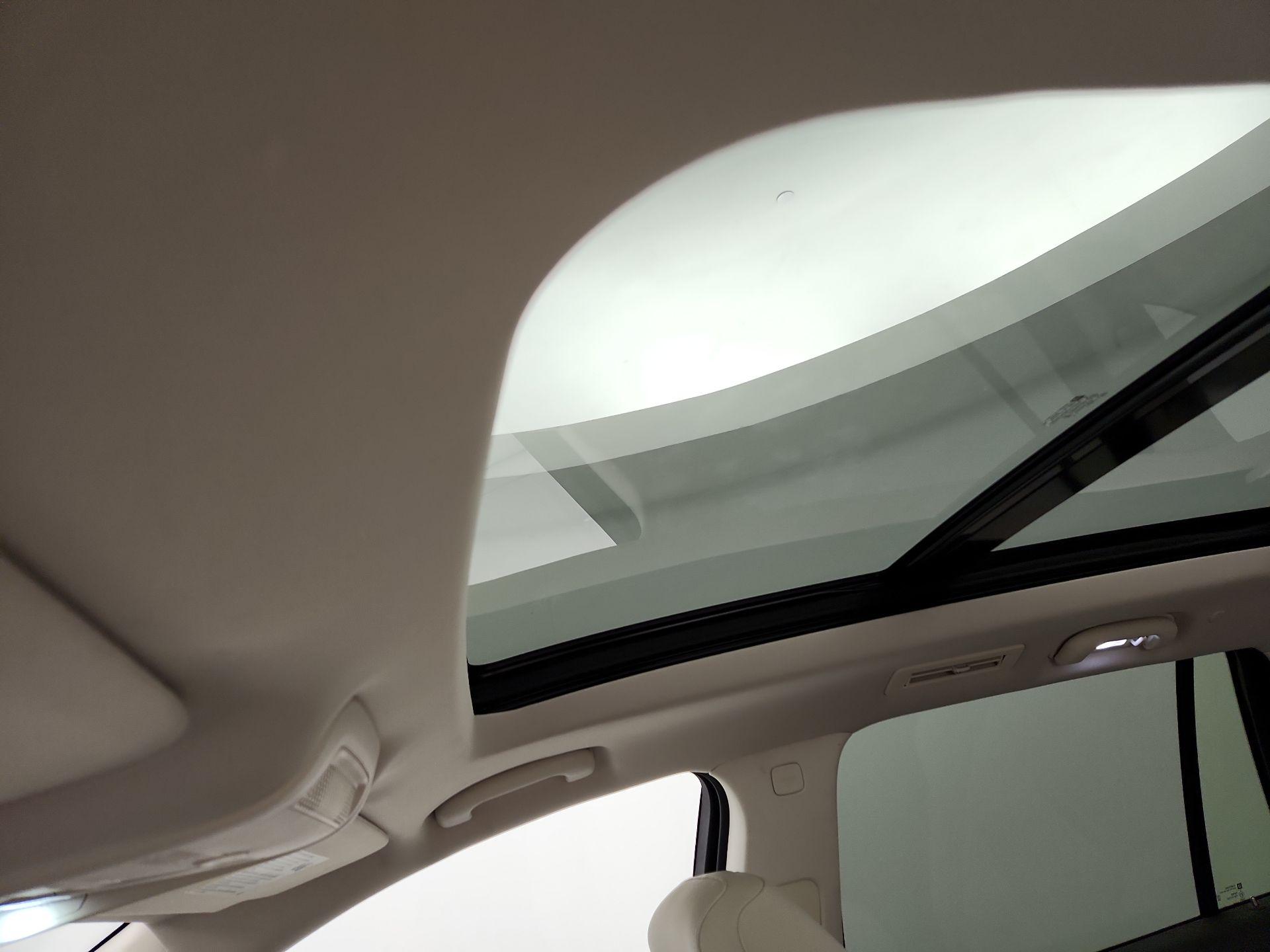 Thumbnail: 2023 Cadillac XT6 - 20