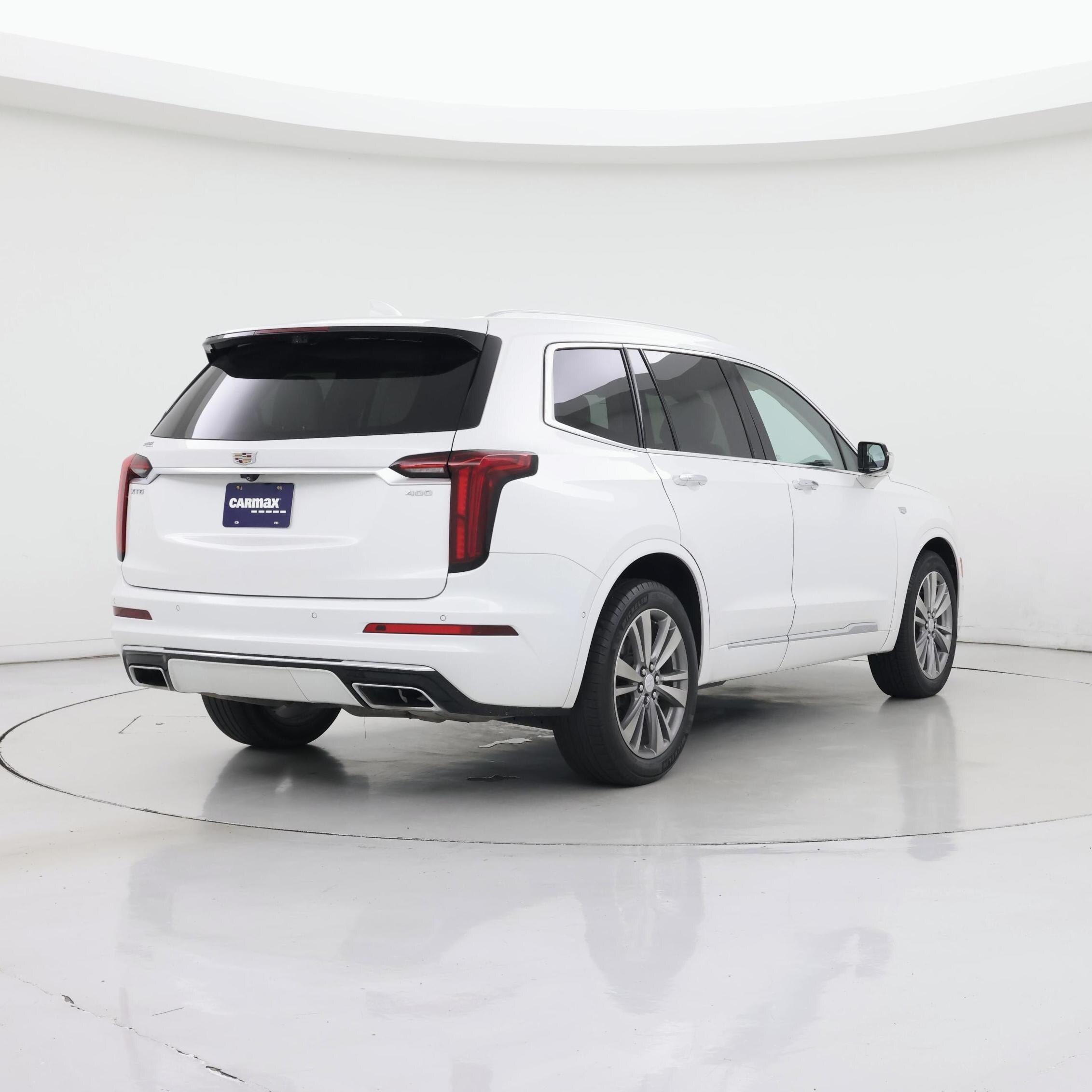 Thumbnail: 2023 Cadillac XT6 - 8