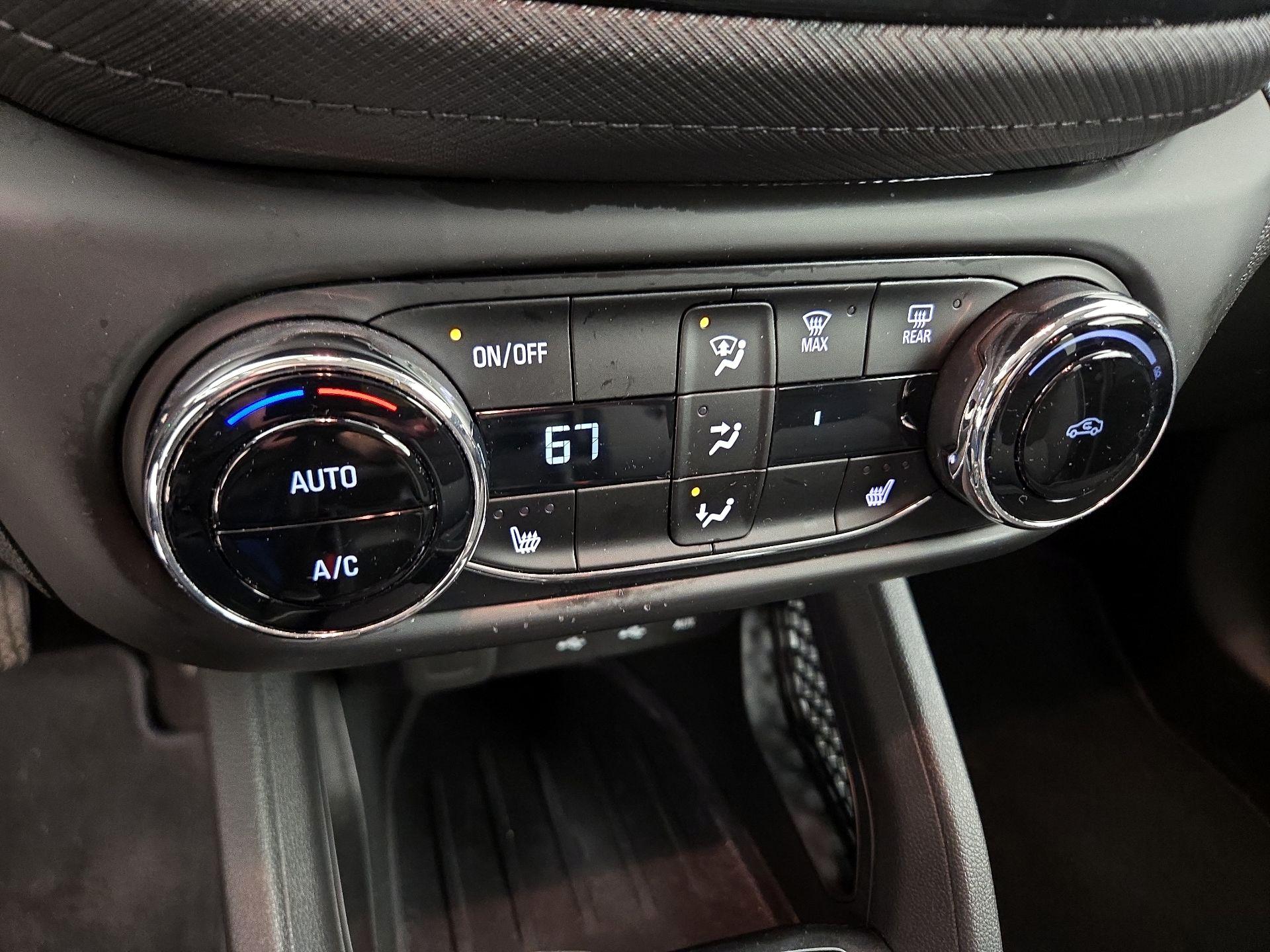 Thumbnail: 2022 Chevrolet TrailBlazer - 16