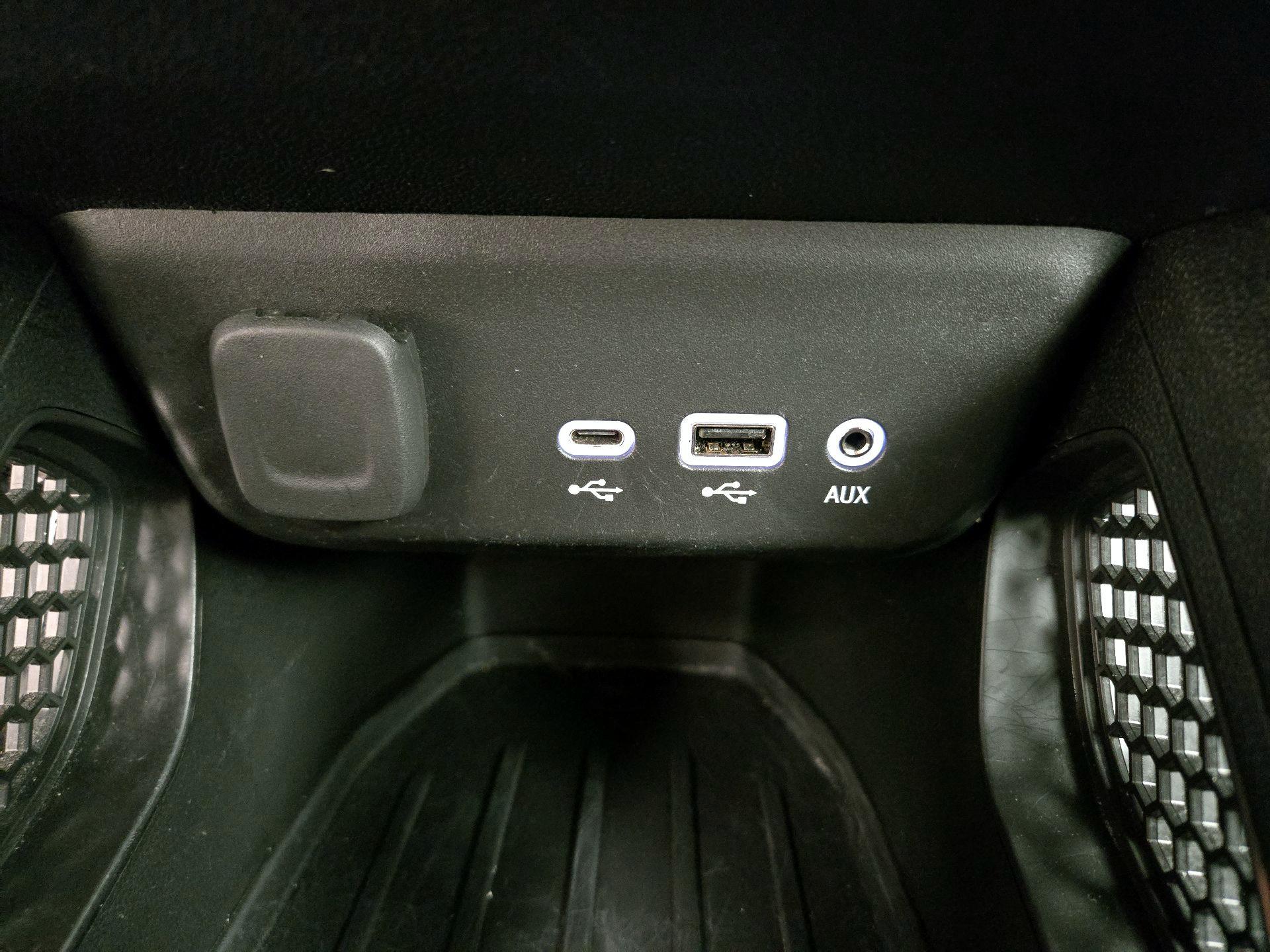 Thumbnail: 2022 Chevrolet TrailBlazer - 18