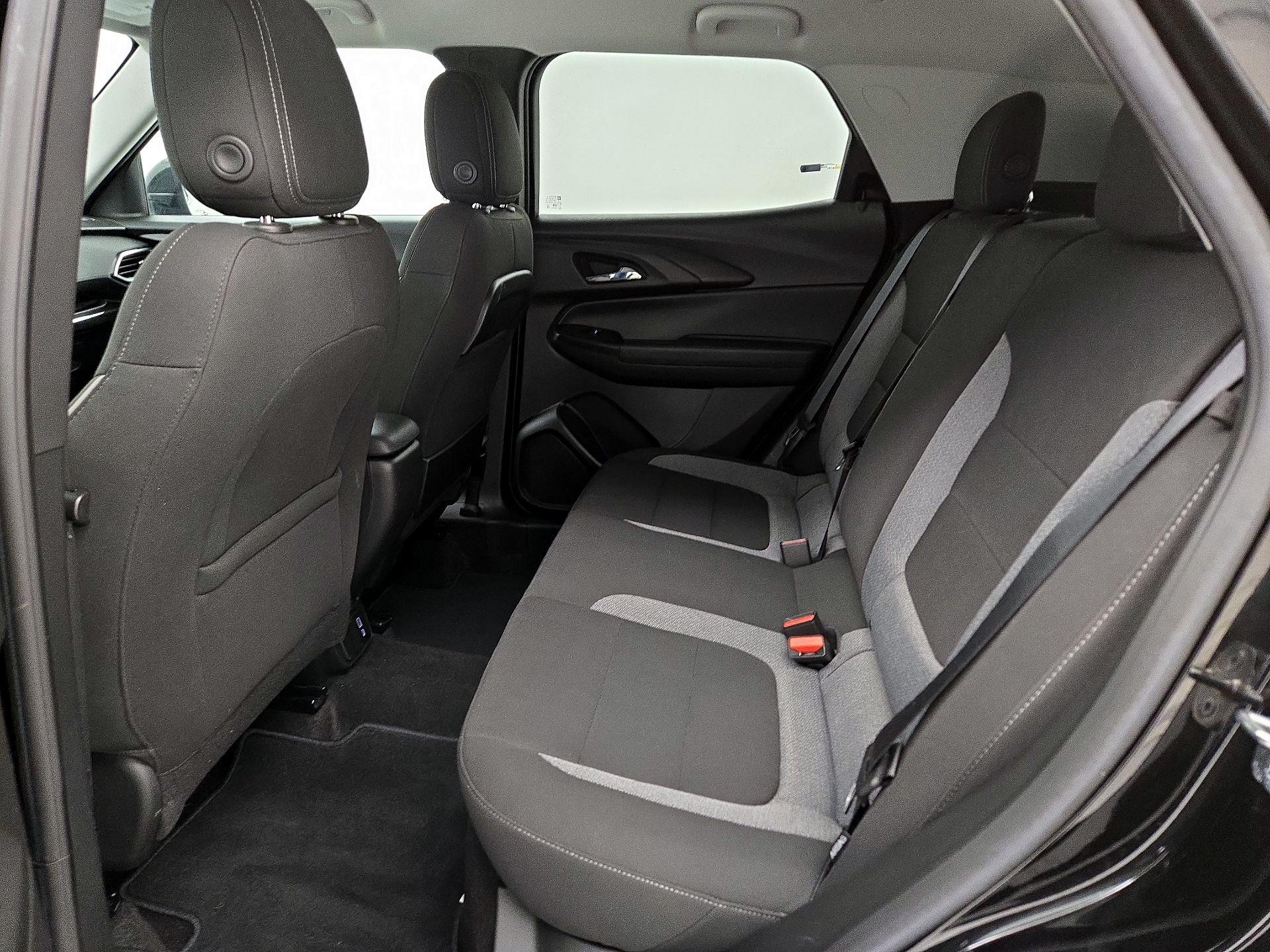 Thumbnail: 2022 Chevrolet TrailBlazer - 19