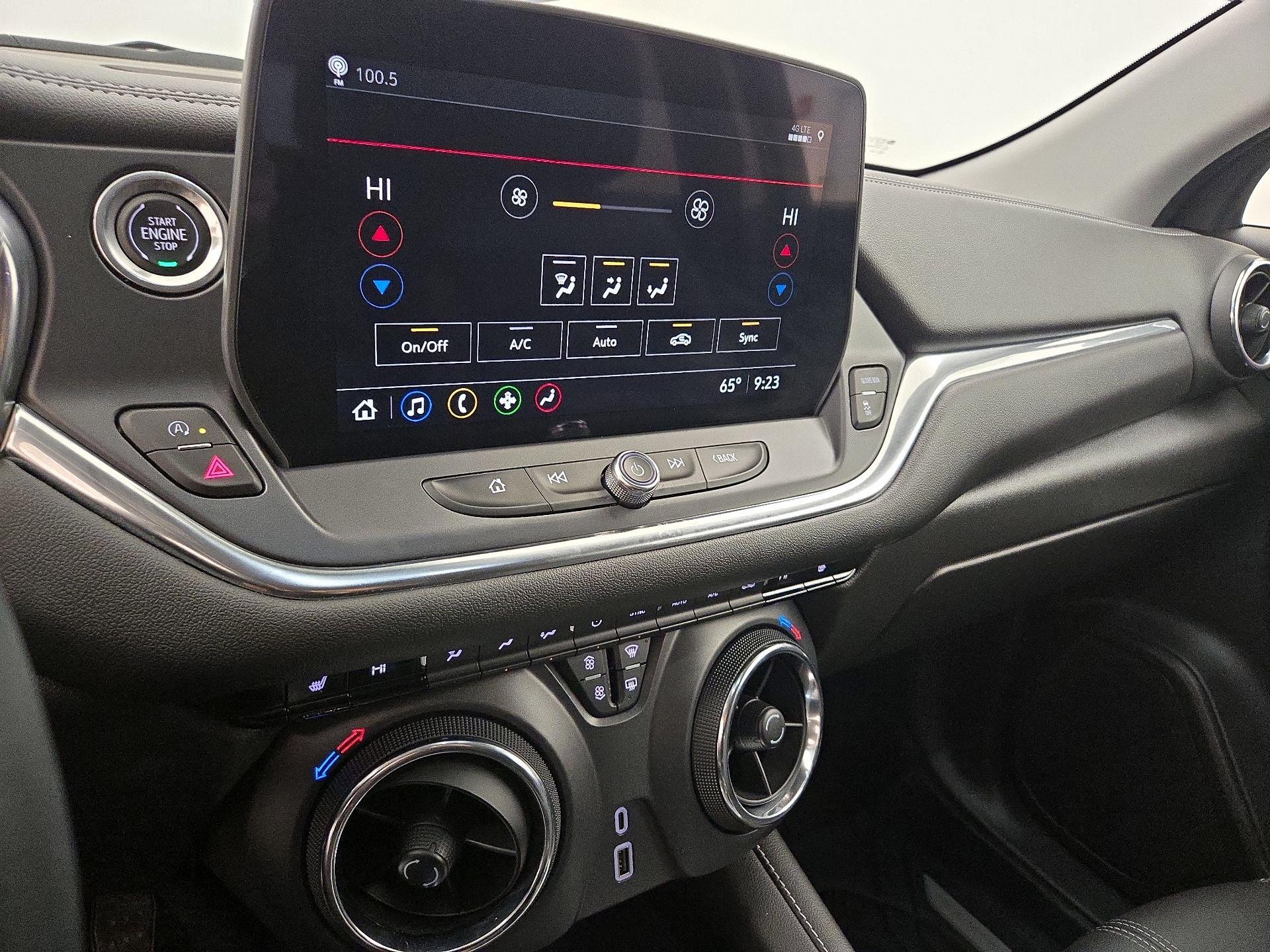 Thumbnail: 2023 Chevrolet Blazer - 16