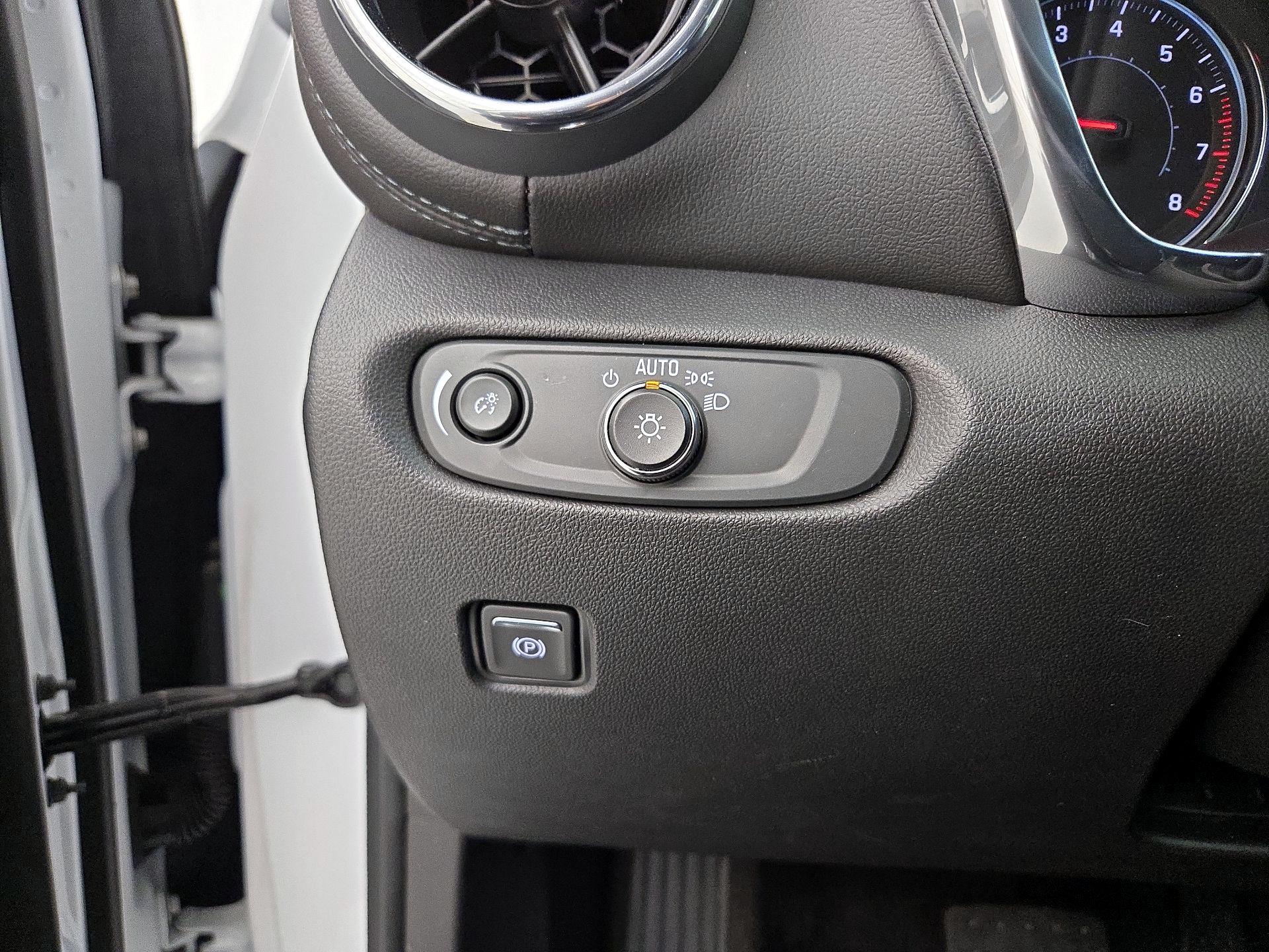 Thumbnail: 2022 Chevrolet Blazer - 13