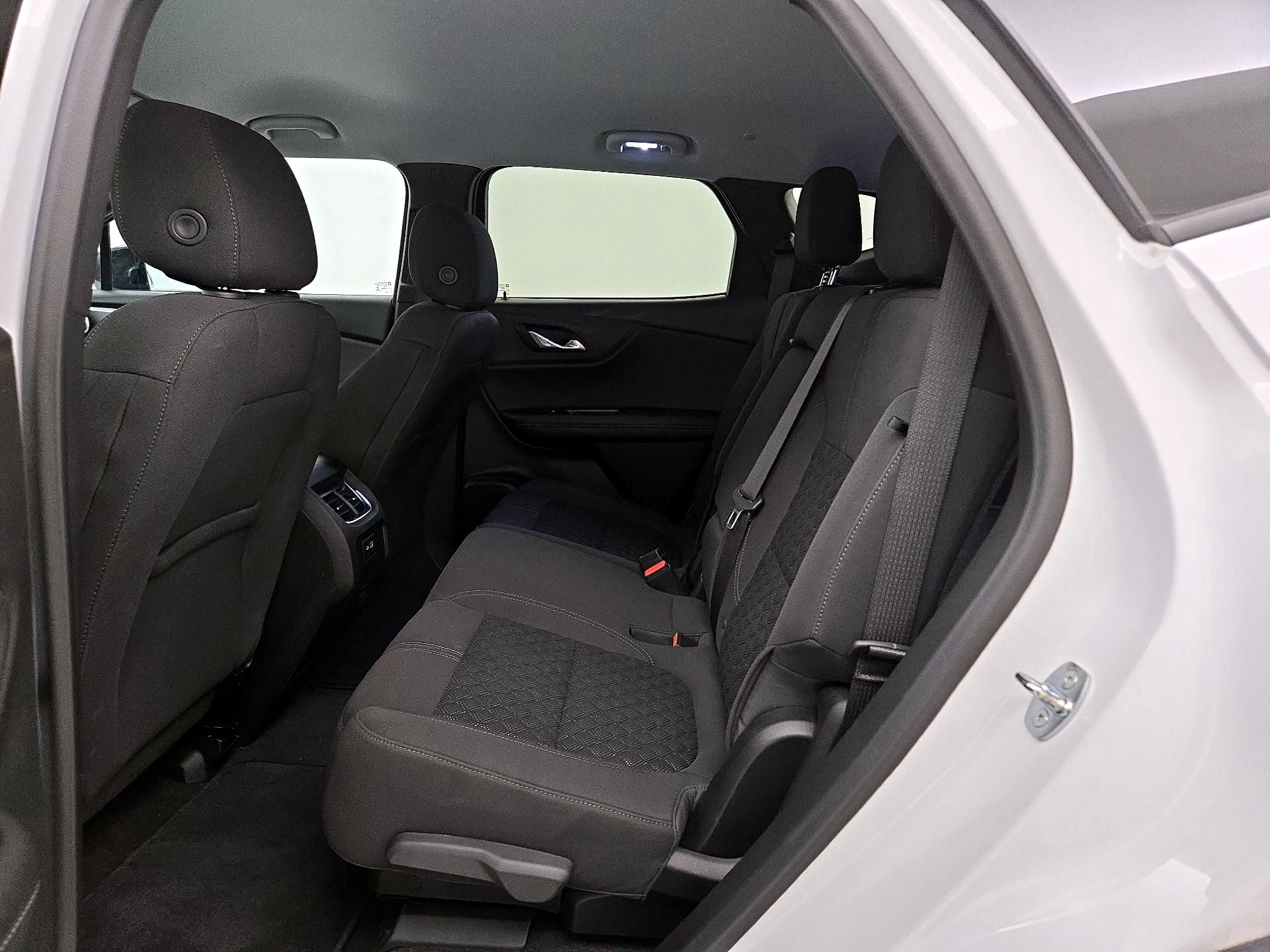 Thumbnail: 2022 Chevrolet Blazer - 19