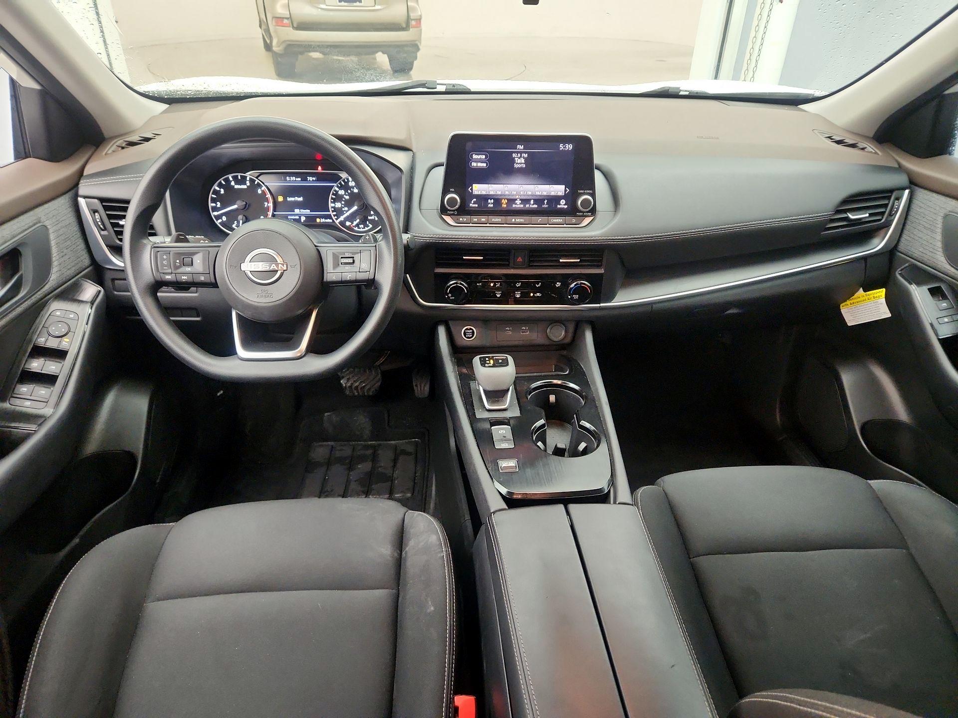 Thumbnail: 2023 Nissan Rogue - 9