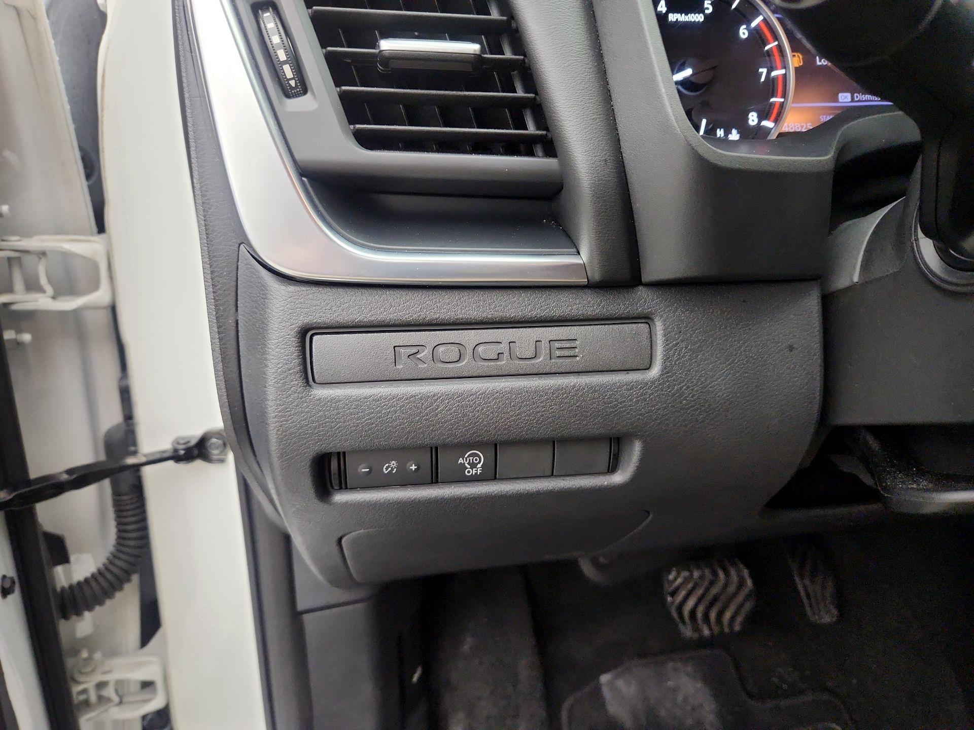 Thumbnail: 2023 Nissan Rogue - 13