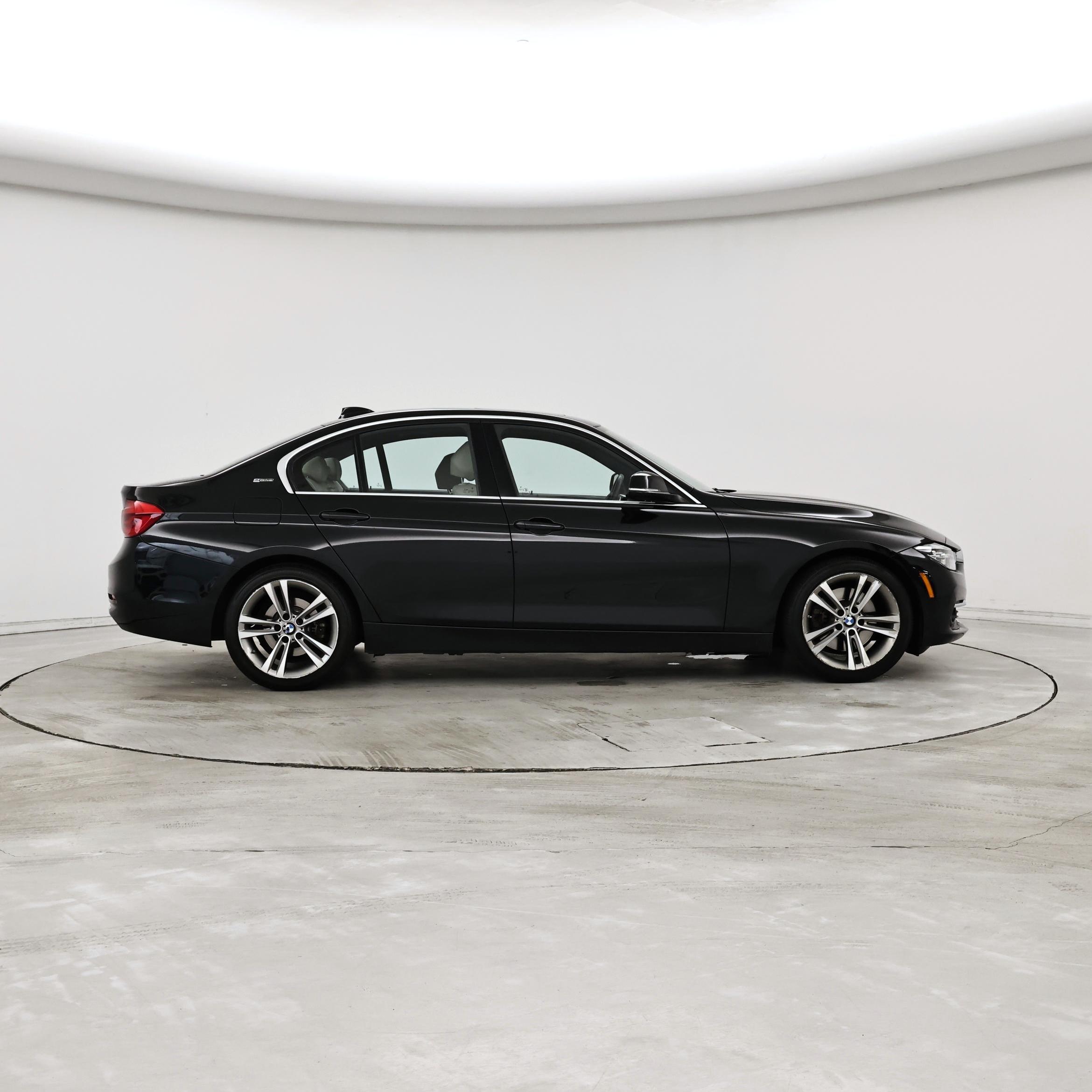 Thumbnail: 2018 BMW 3 Series - 7