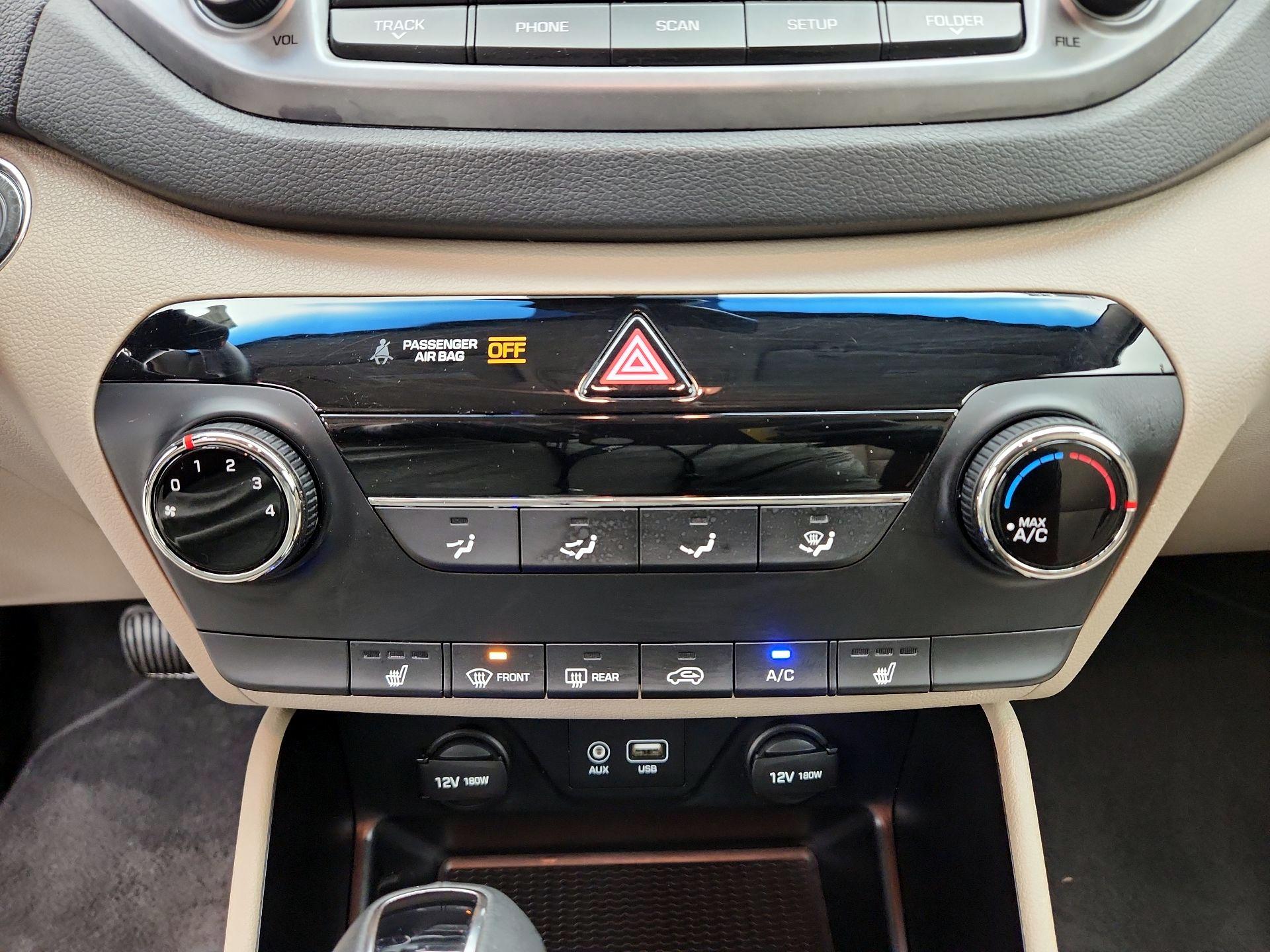 Thumbnail: 2016 Hyundai Tucson - 16