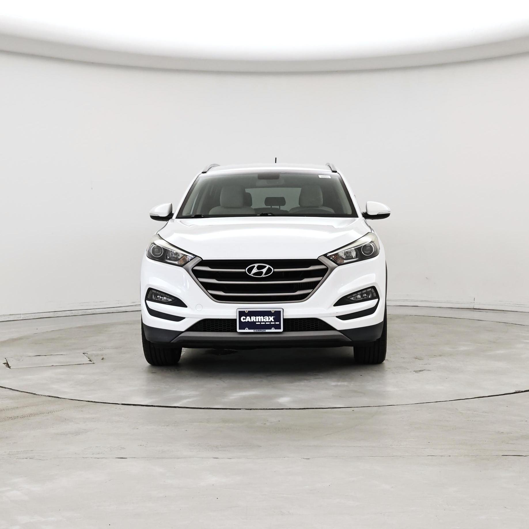 Thumbnail: 2016 Hyundai Tucson - 5
