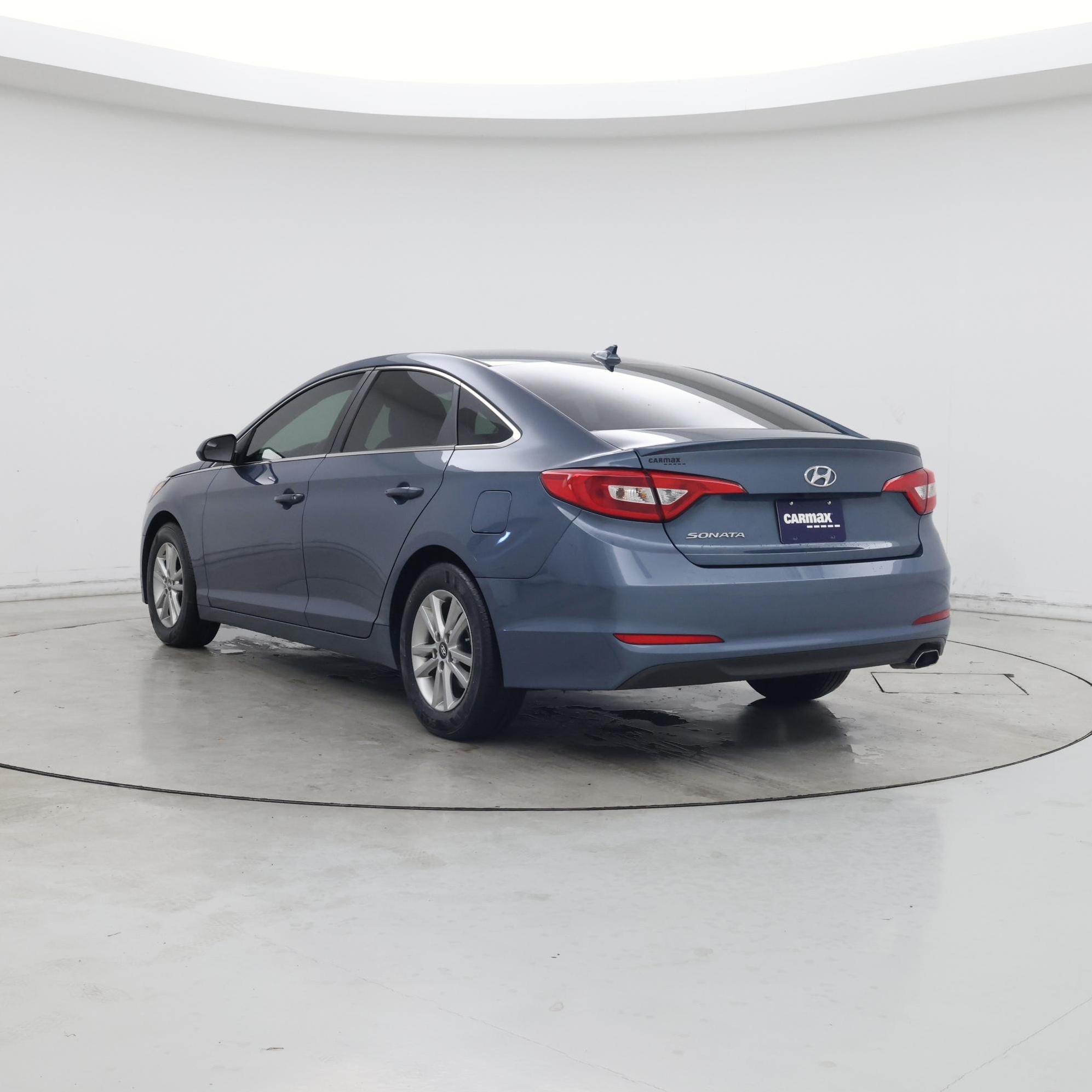 Thumbnail: 2017 Hyundai Sonata - 2