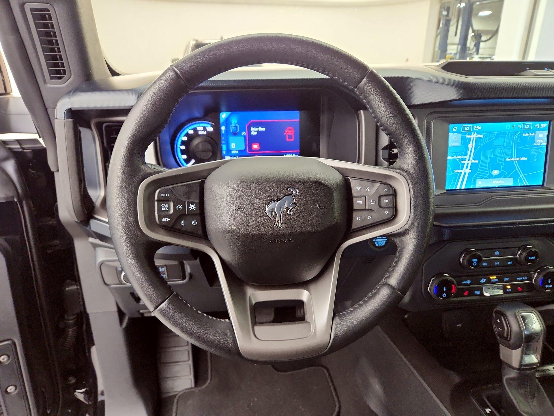 Thumbnail: 2022 Ford Bronco - 10