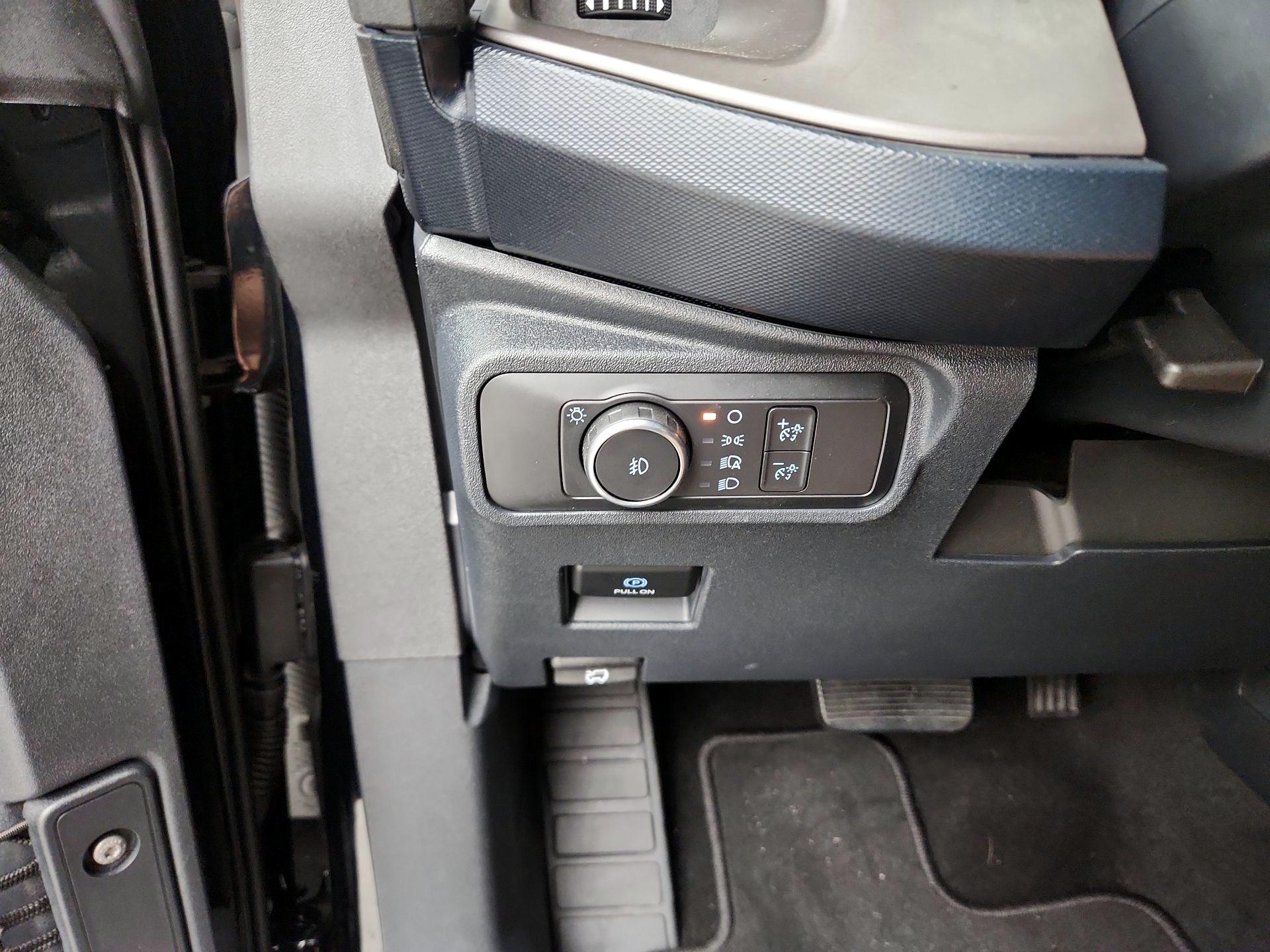 Thumbnail: 2022 Ford Bronco - 13