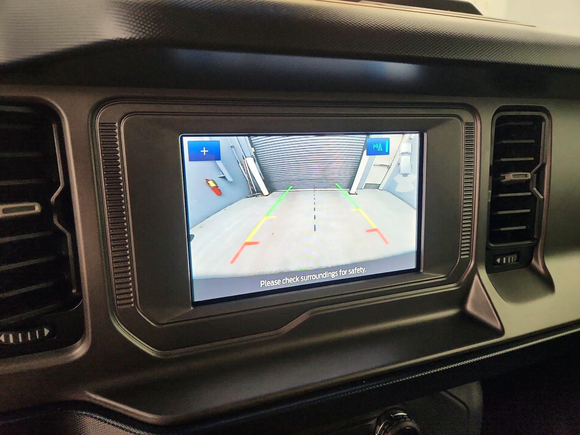 Thumbnail: 2022 Ford Bronco - 15