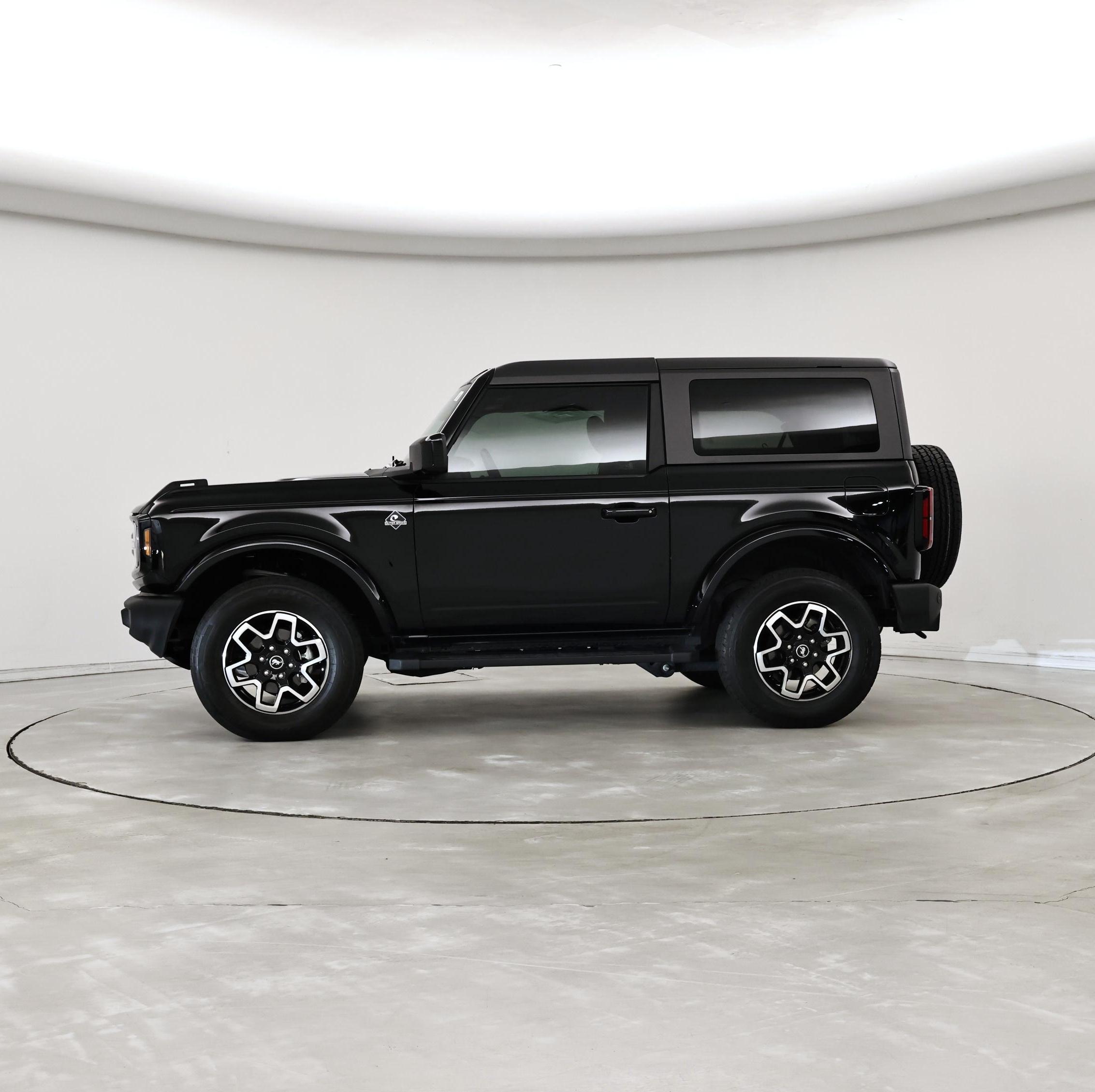 Thumbnail: 2022 Ford Bronco - 3