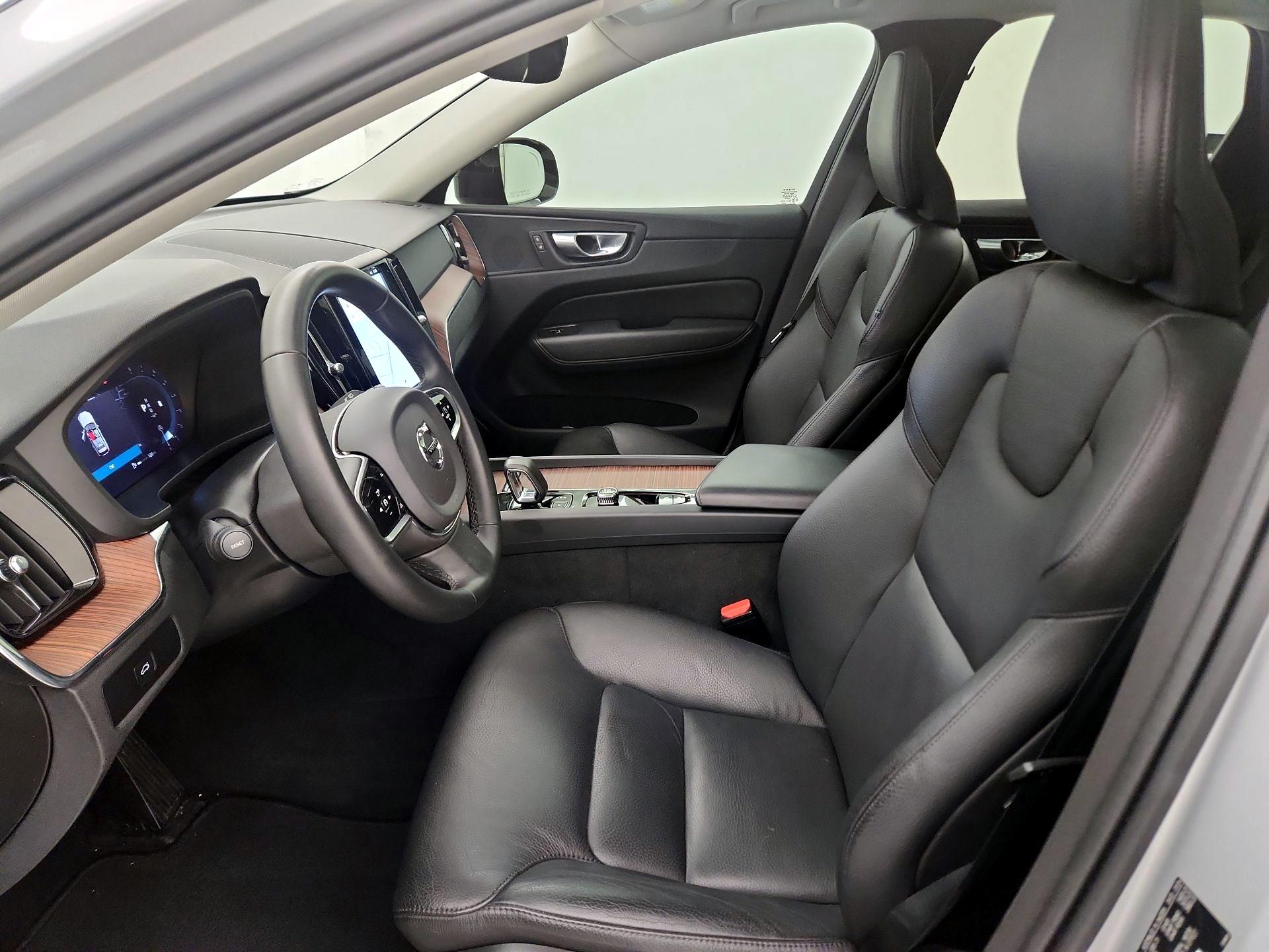 Thumbnail: 2024 Volvo XC60 - 11