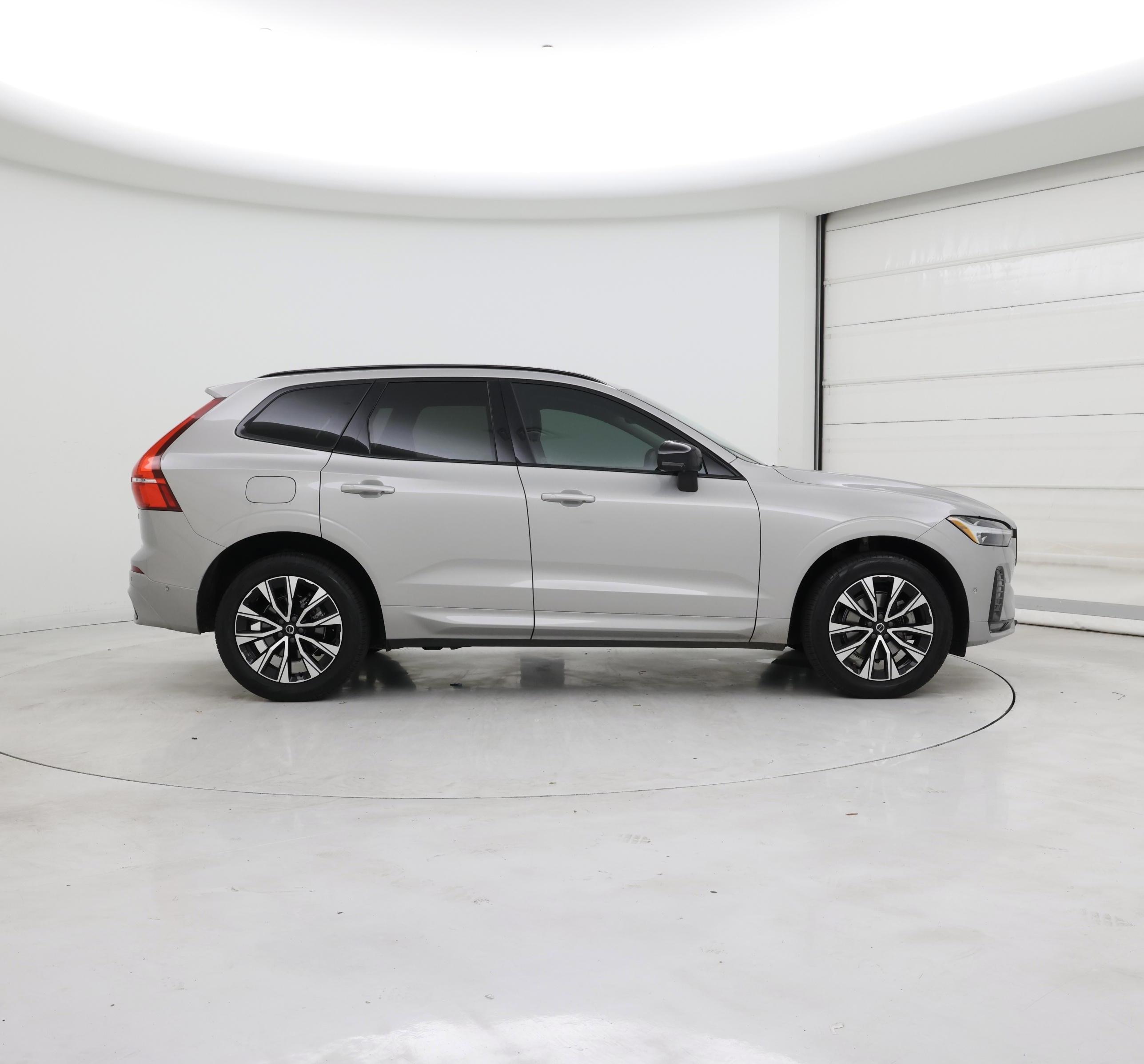 Thumbnail: 2024 Volvo XC60 - 7