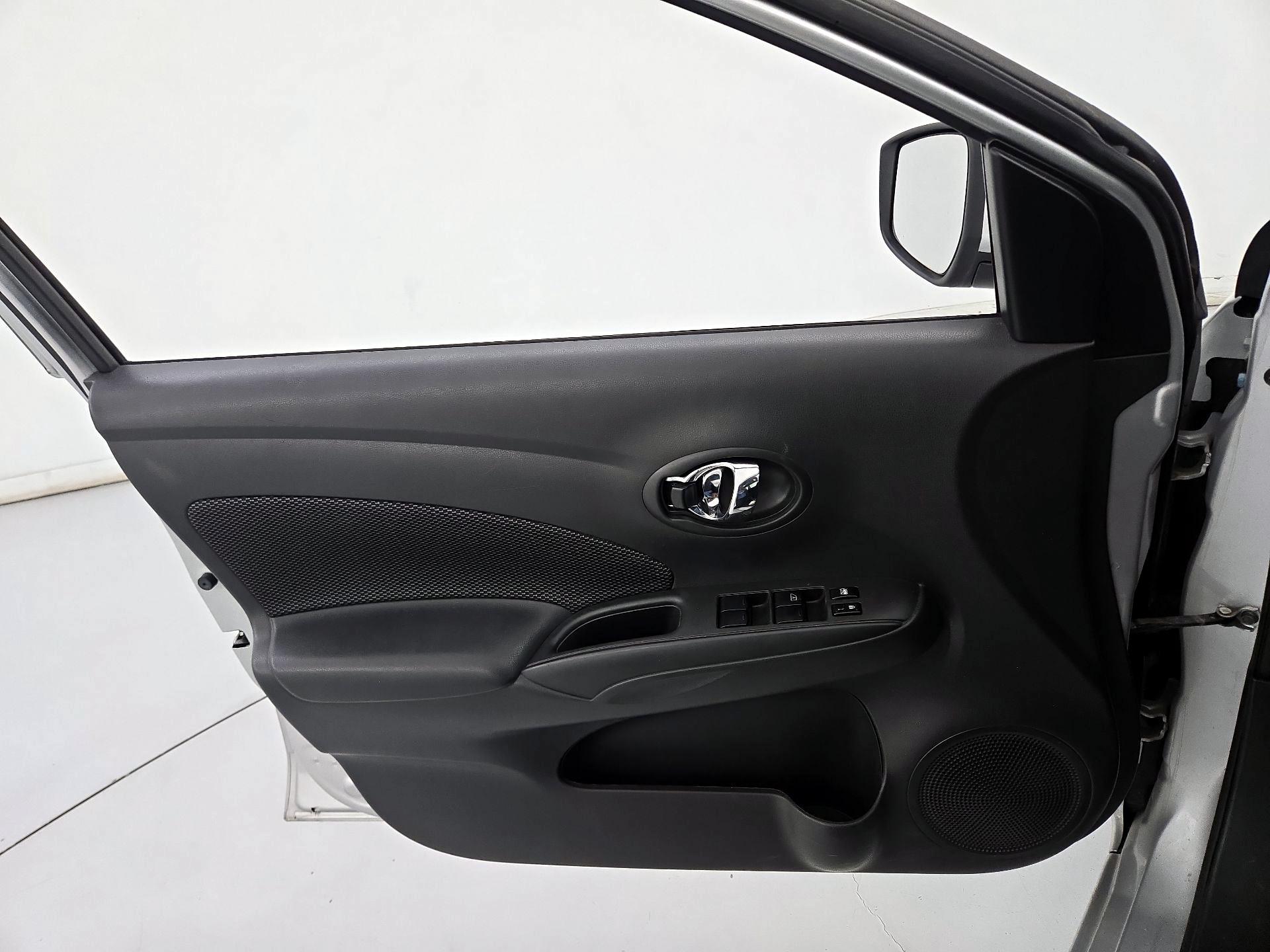 Thumbnail: 2018 Nissan Versa - 12