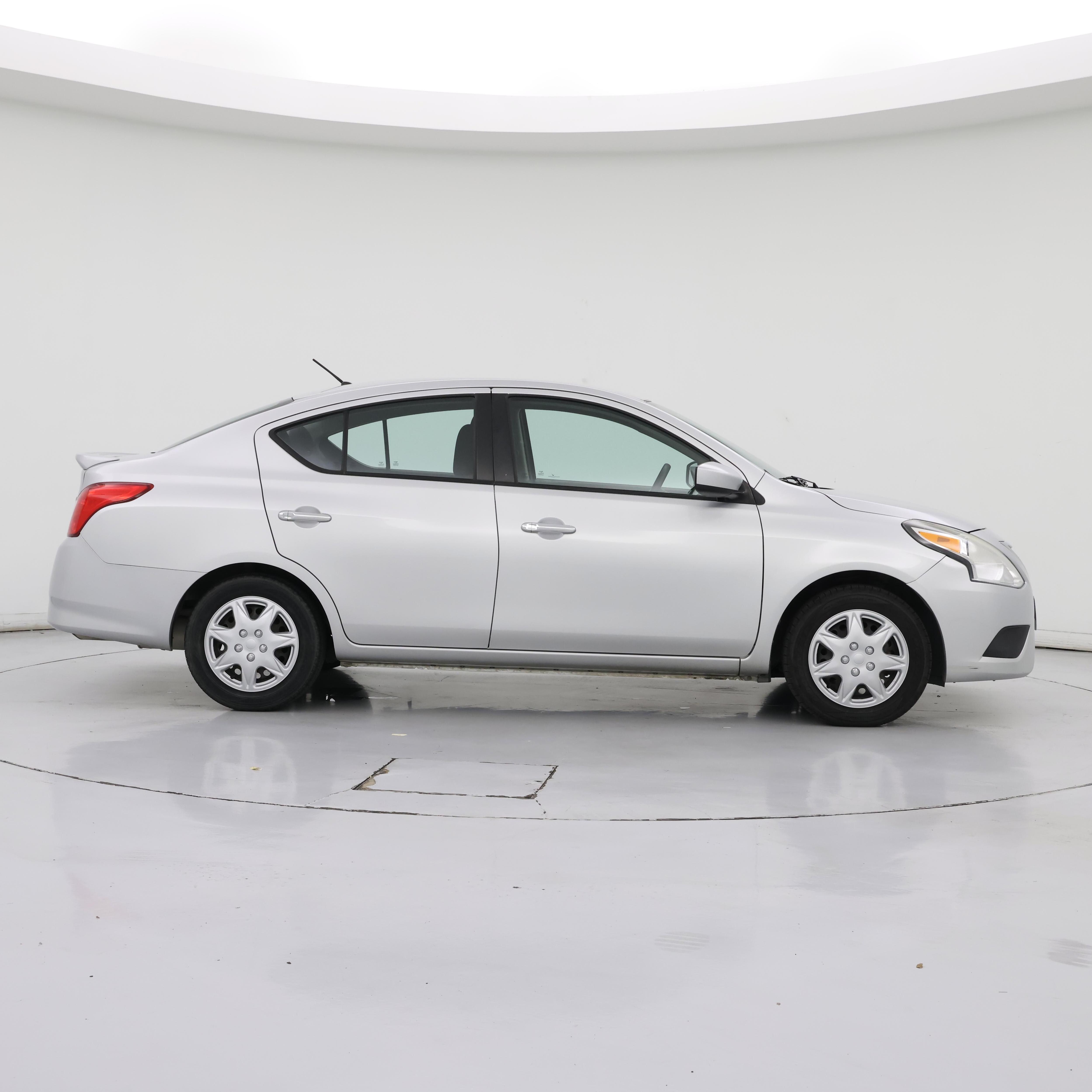 Thumbnail: 2018 Nissan Versa - 7