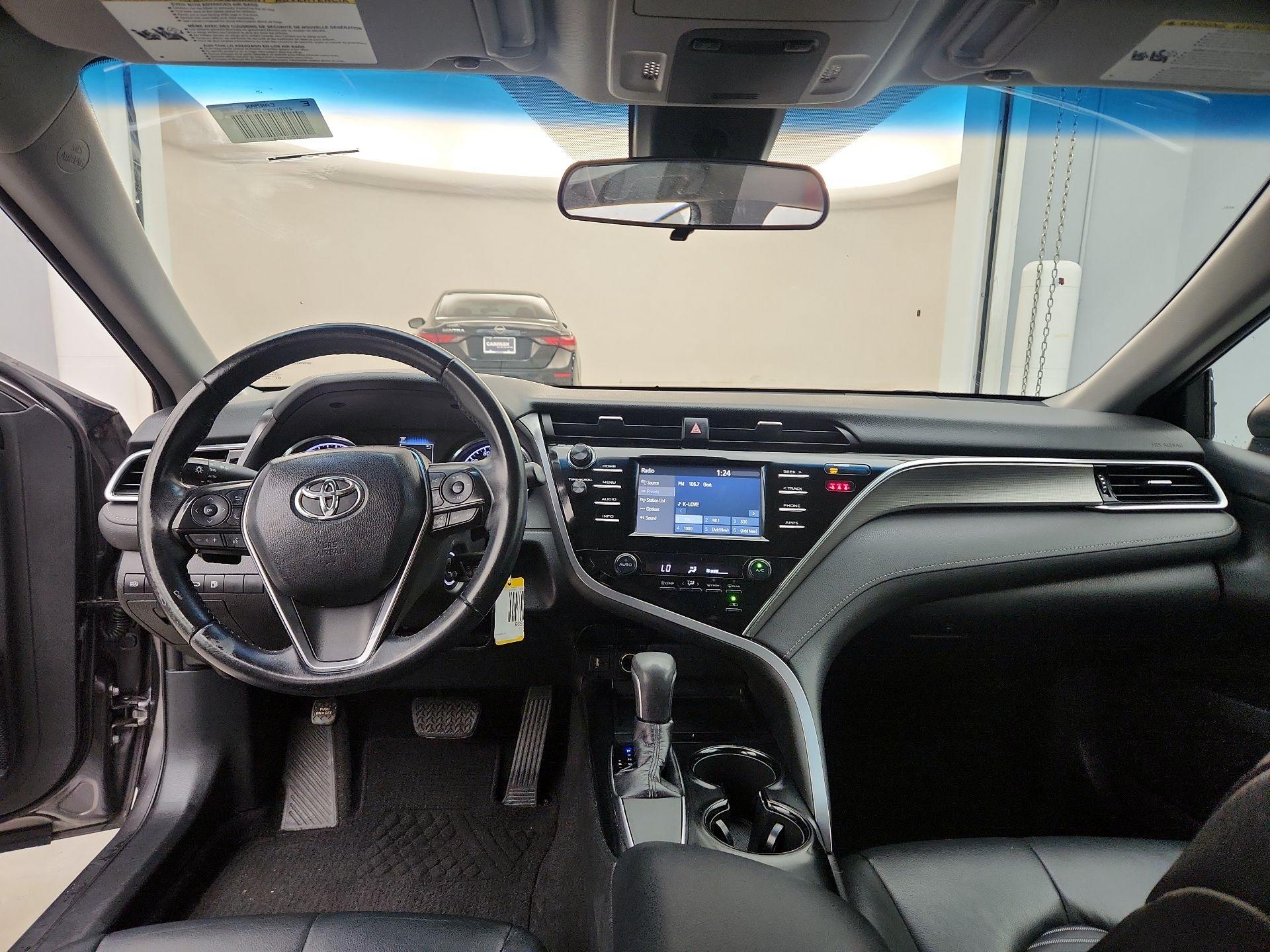 Thumbnail: 2018 Toyota Camry - 9