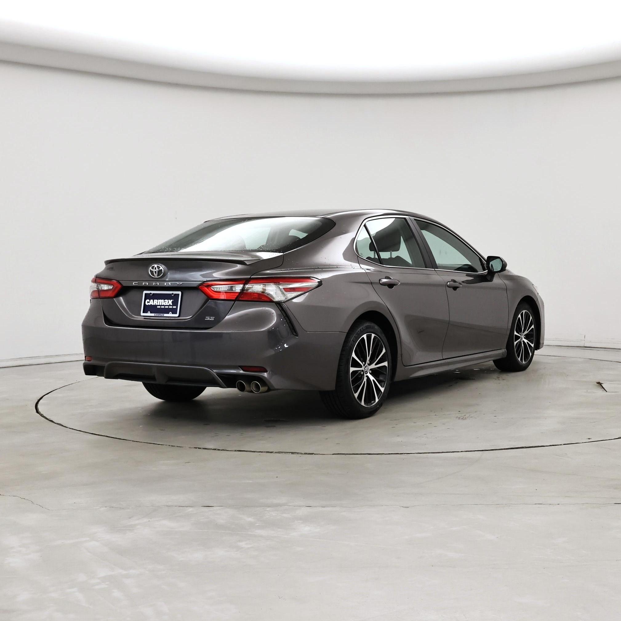 Thumbnail: 2018 Toyota Camry - 8