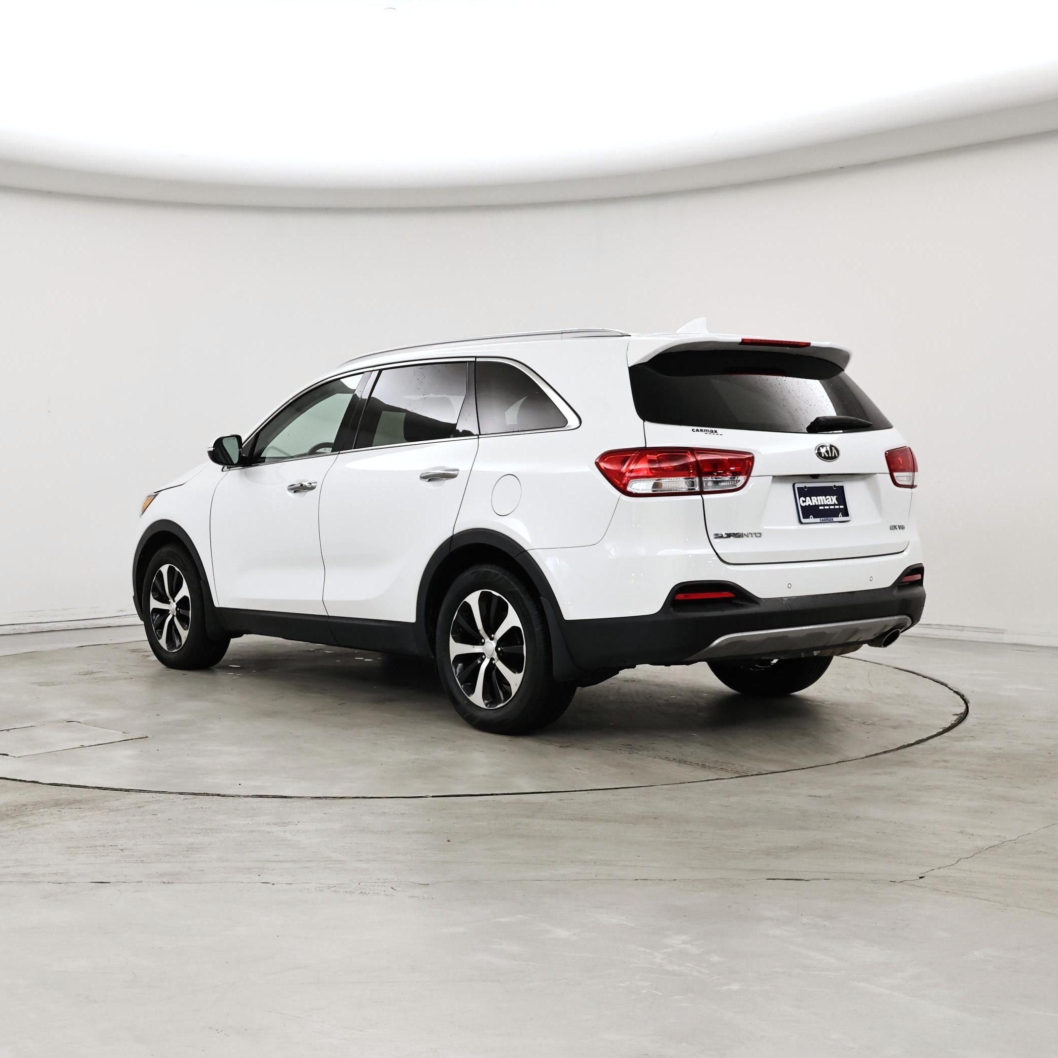 Thumbnail: 2017 Kia Sorento - 2