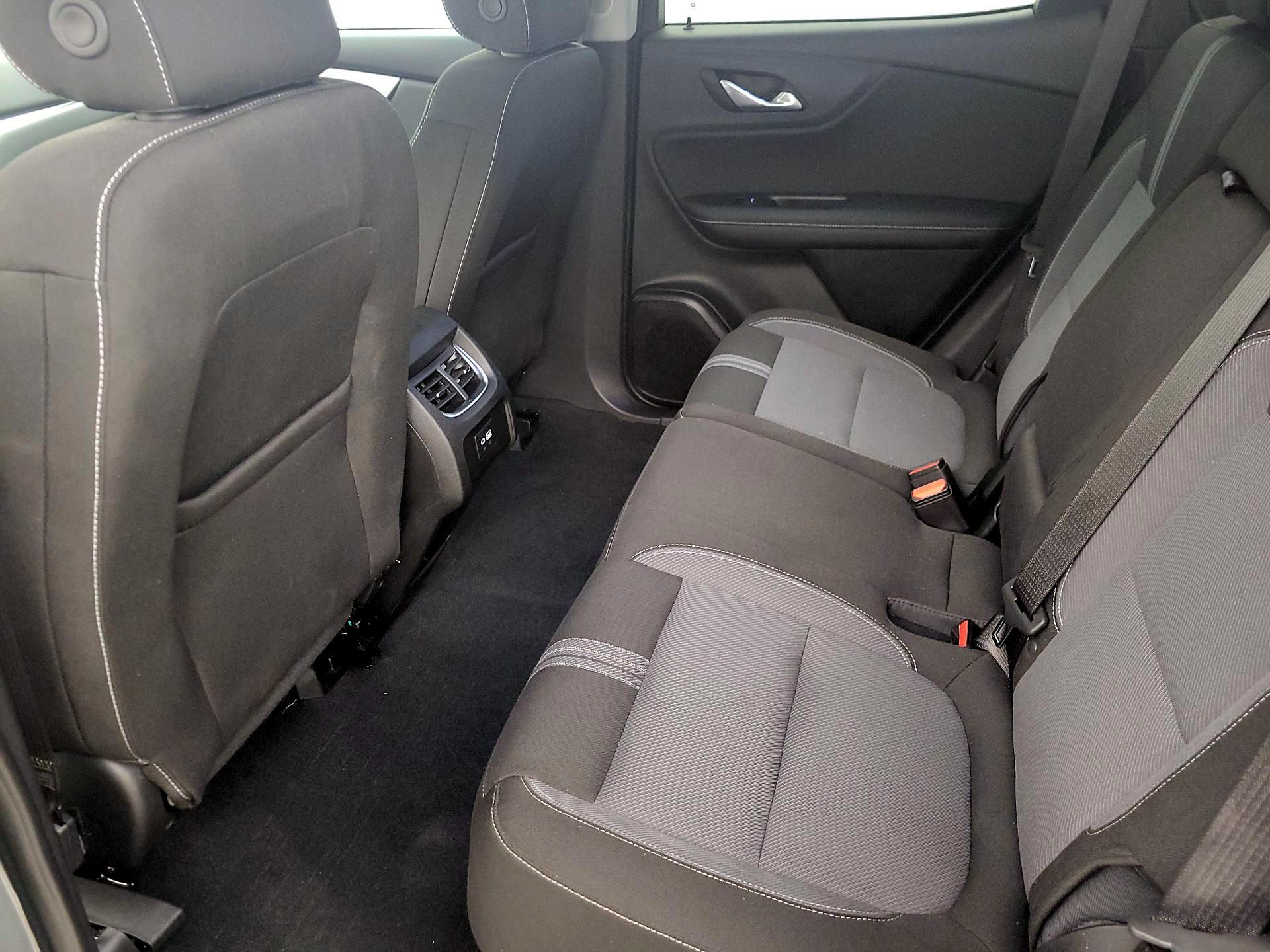 Thumbnail: 2023 Chevrolet Blazer - 19