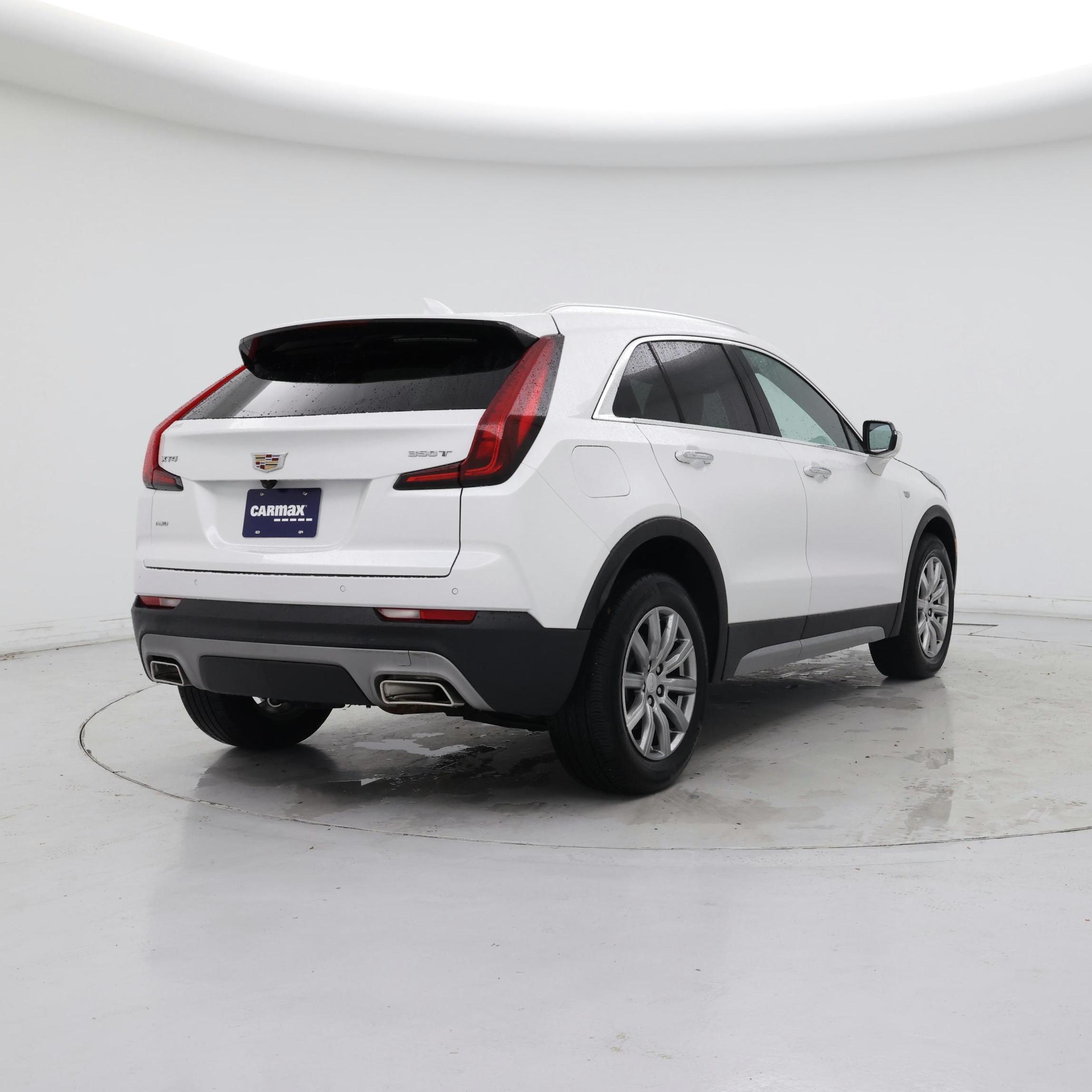 Thumbnail: 2023 Cadillac XT4 - 8