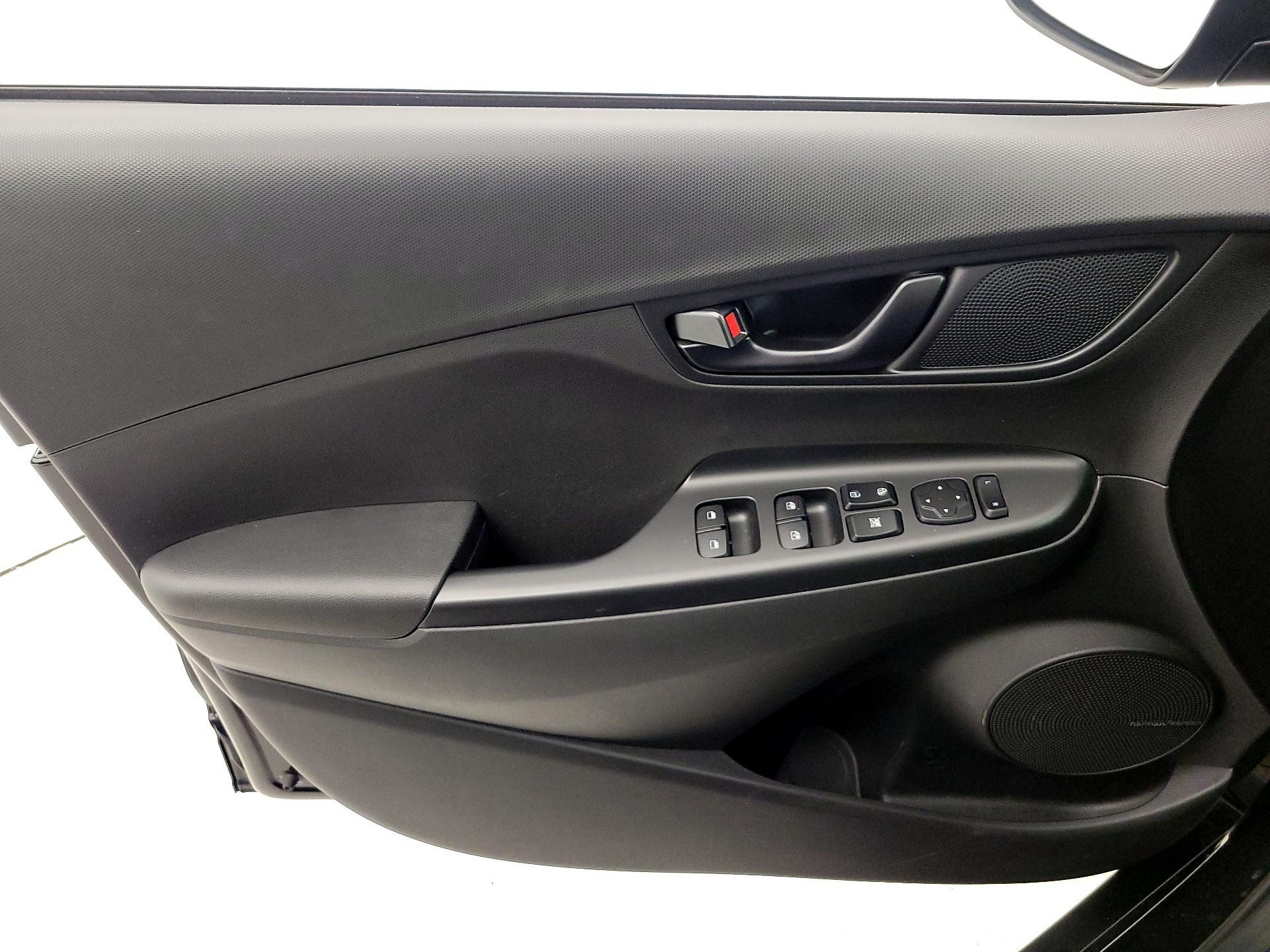 Thumbnail: 2022 Hyundai Kona - 12