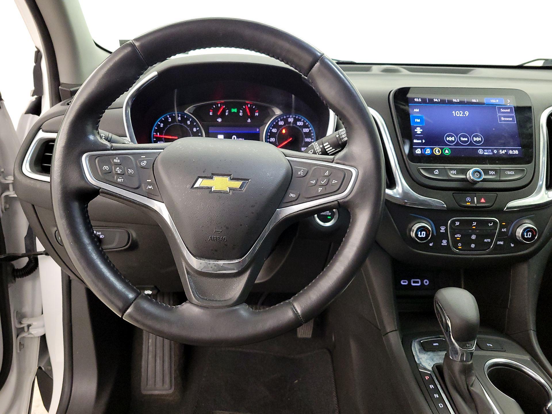 Thumbnail: 2022 Chevrolet Equinox - 10