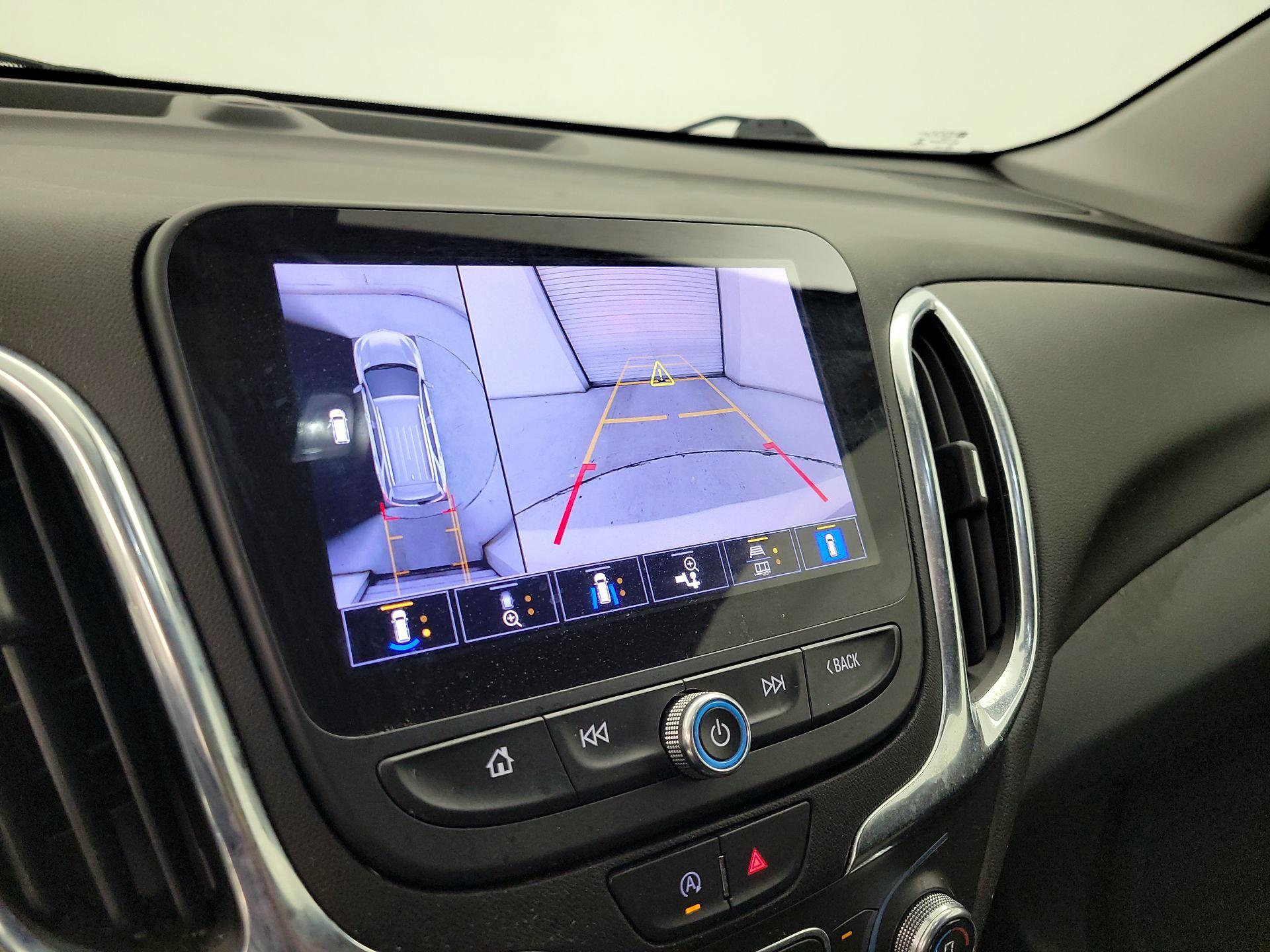 Thumbnail: 2022 Chevrolet Equinox - 14