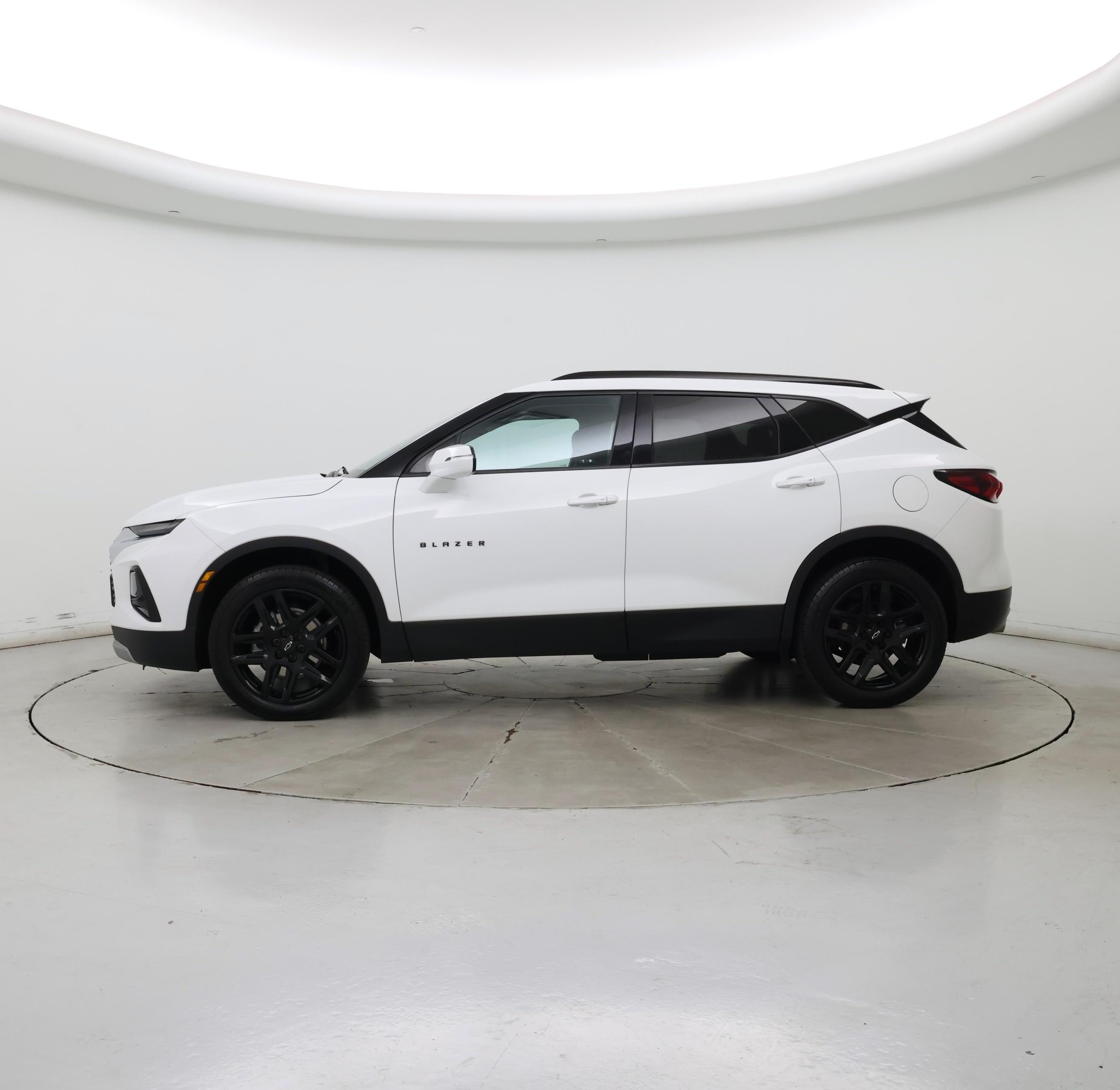 Thumbnail: 2022 Chevrolet Blazer - 3