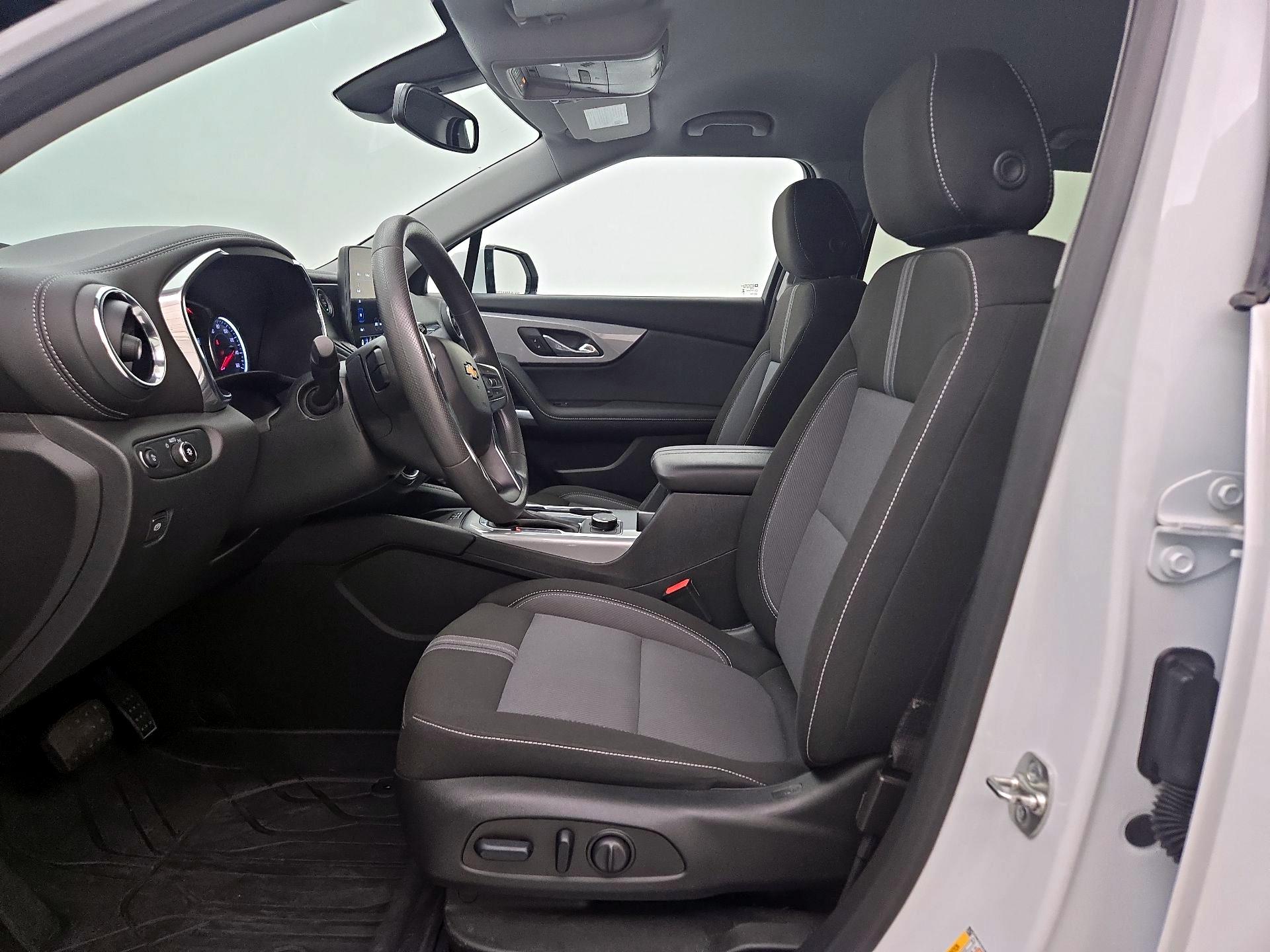 Thumbnail: 2023 Chevrolet Blazer - 11