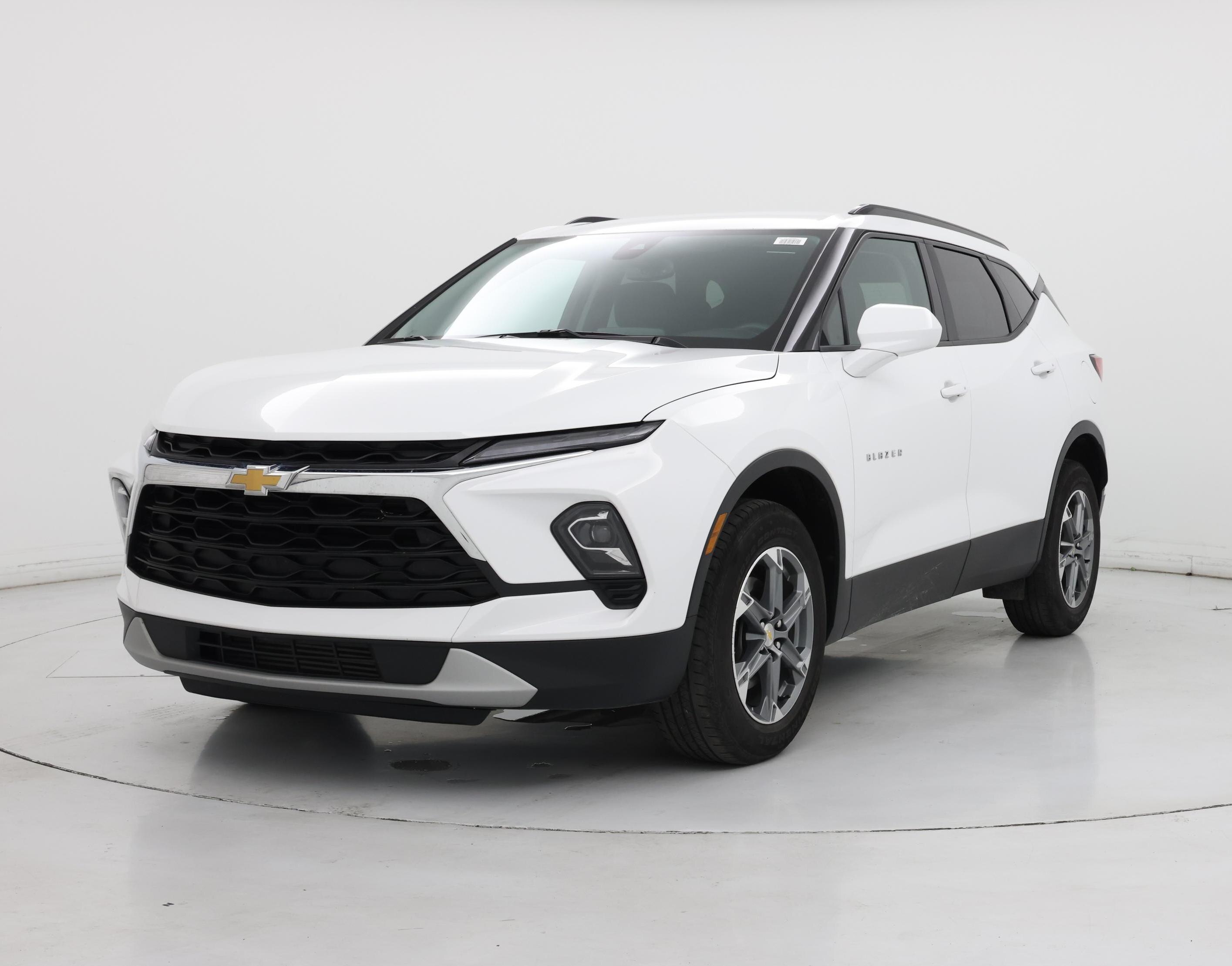 Thumbnail: 2023 Chevrolet Blazer - 4