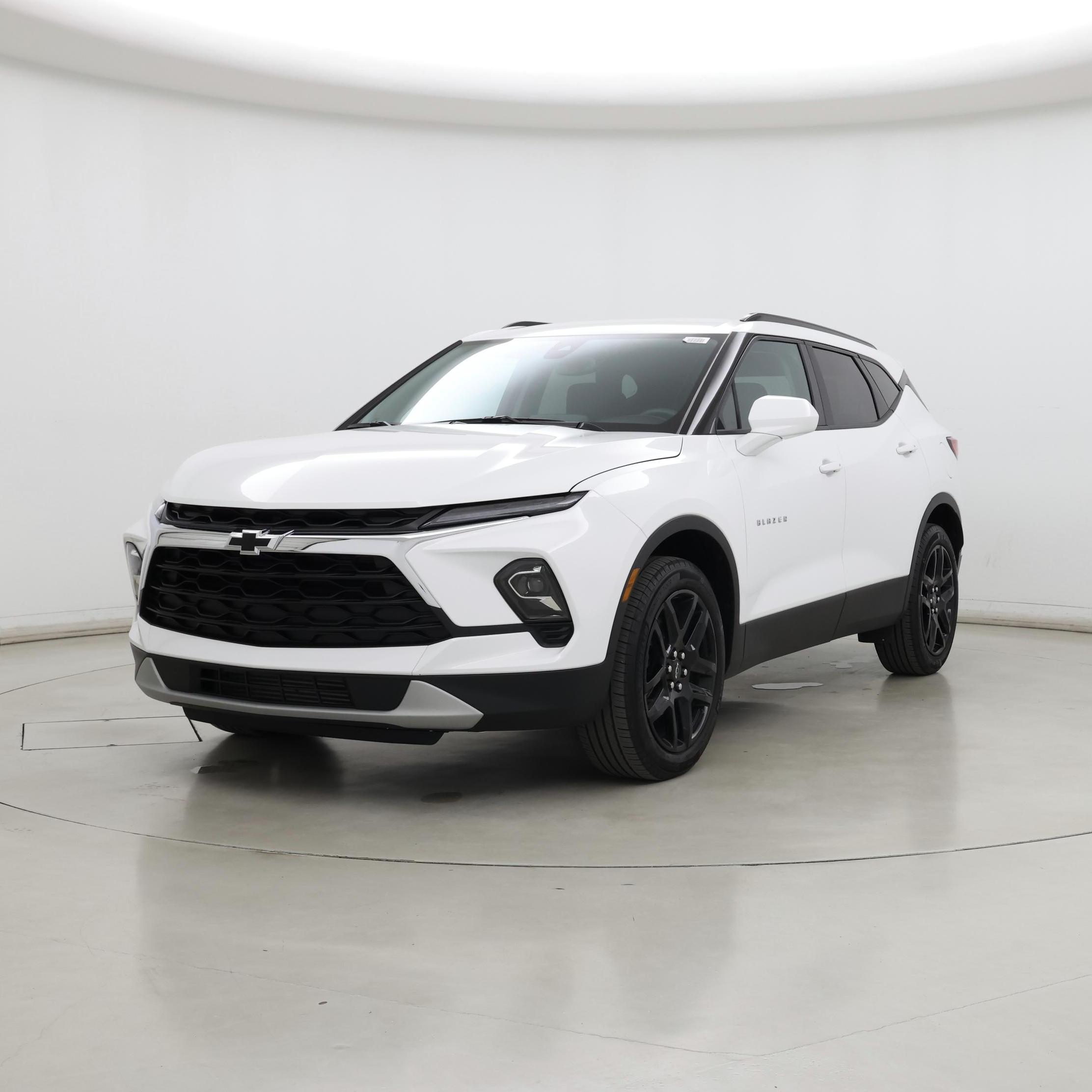 Thumbnail: 2023 Chevrolet Blazer - 4