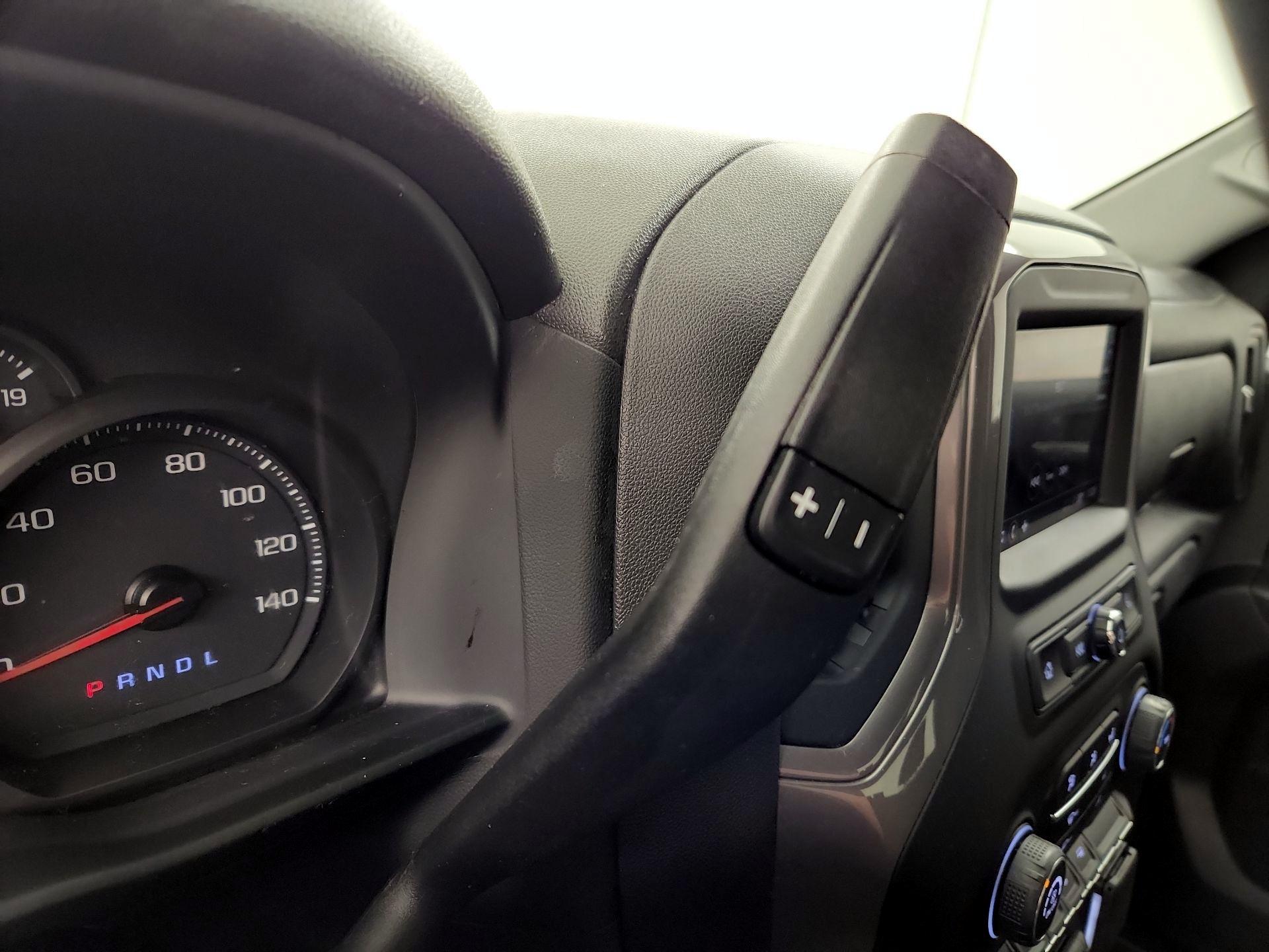 Thumbnail: 2022 Chevrolet Silverado 1500 - 17