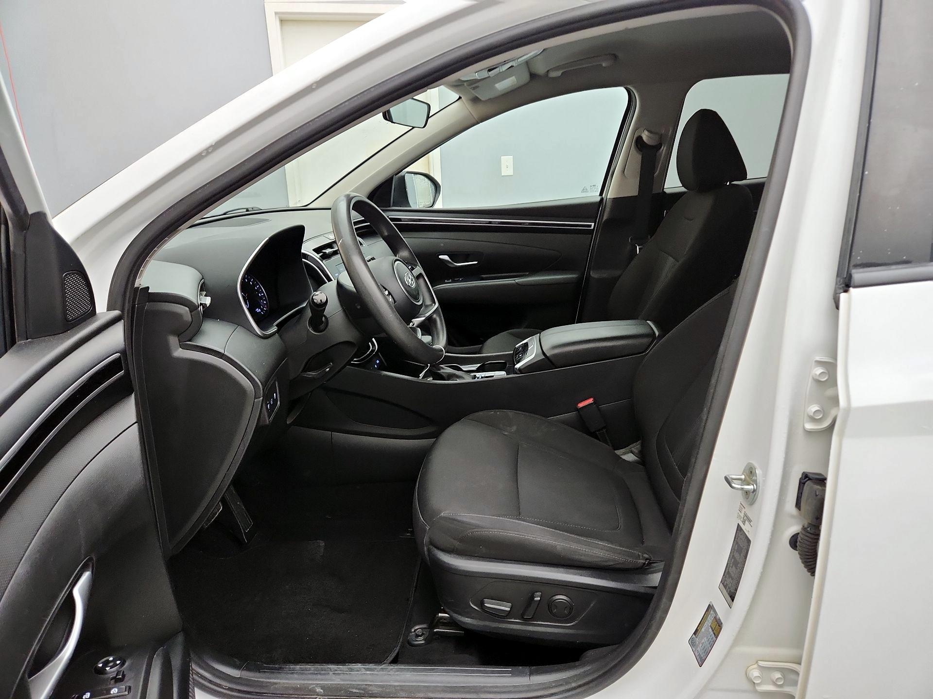 Thumbnail: 2023 Hyundai Tucson - 11