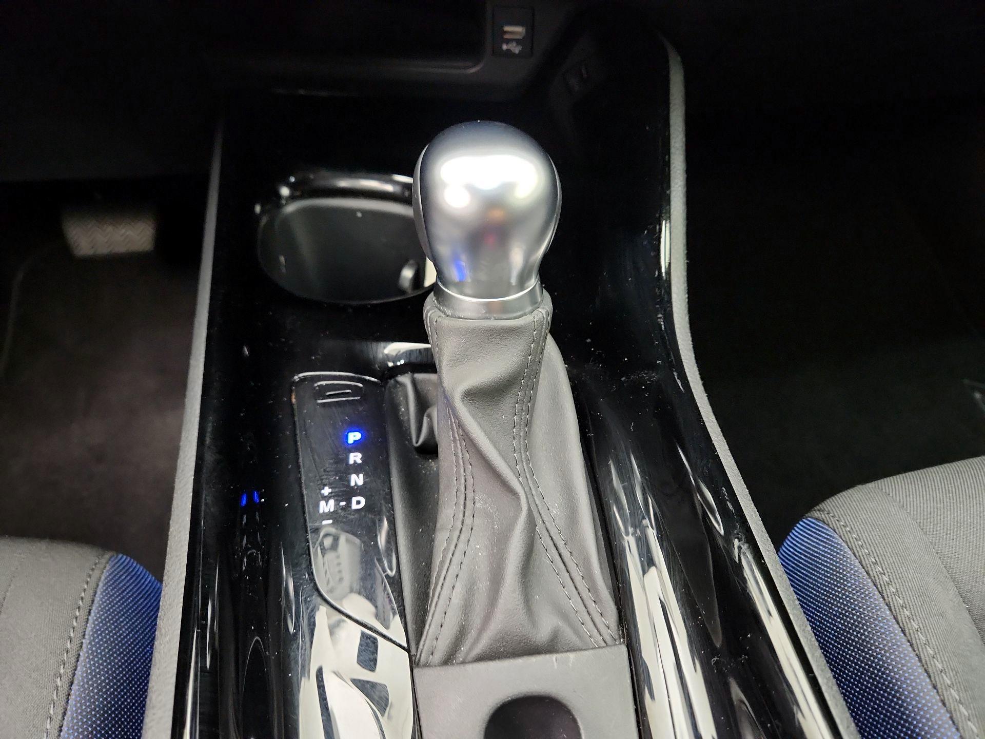 Thumbnail: 2021 Toyota C-HR - 17