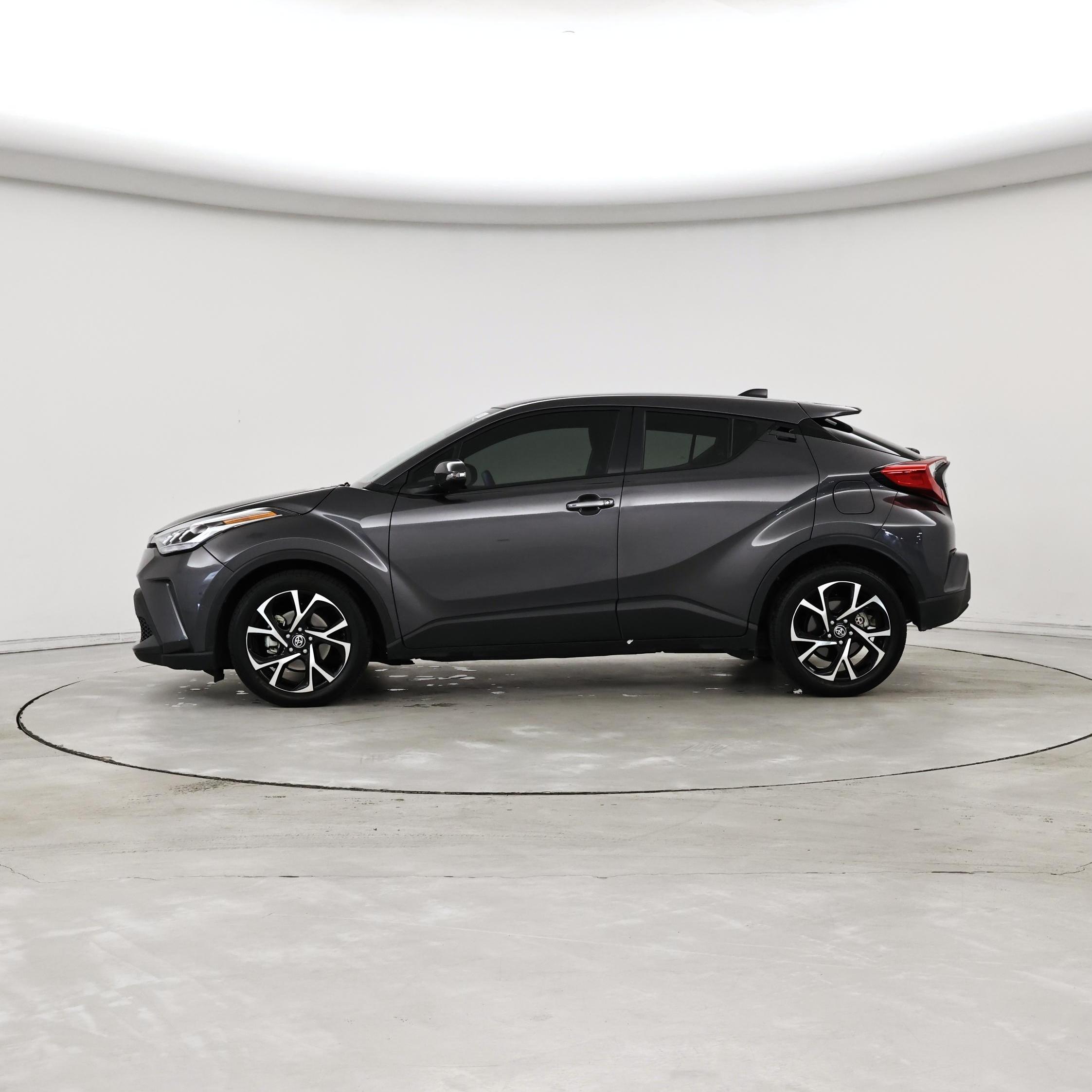 Thumbnail: 2021 Toyota C-HR - 3
