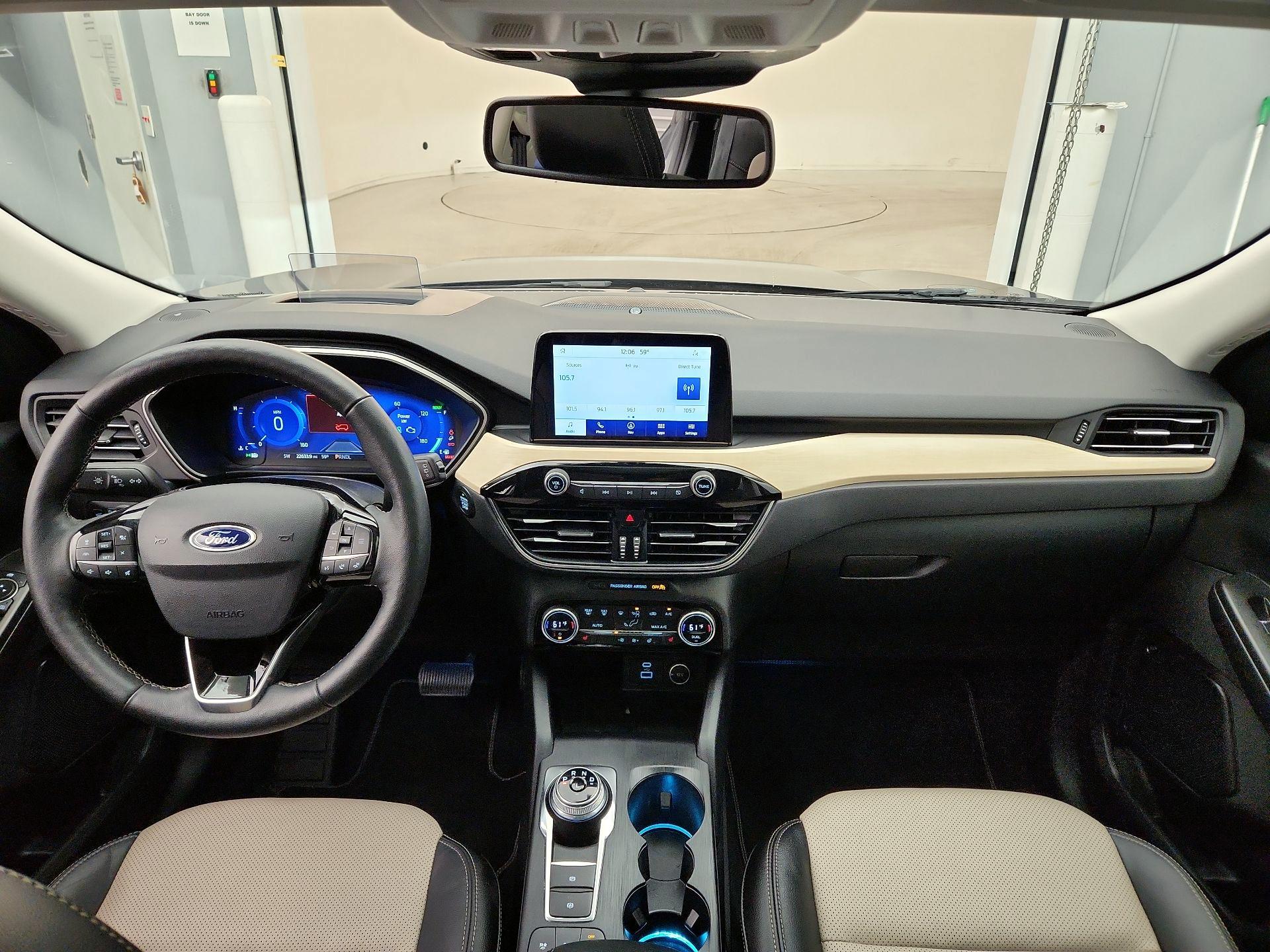 Thumbnail: 2021 Ford Escape - 9