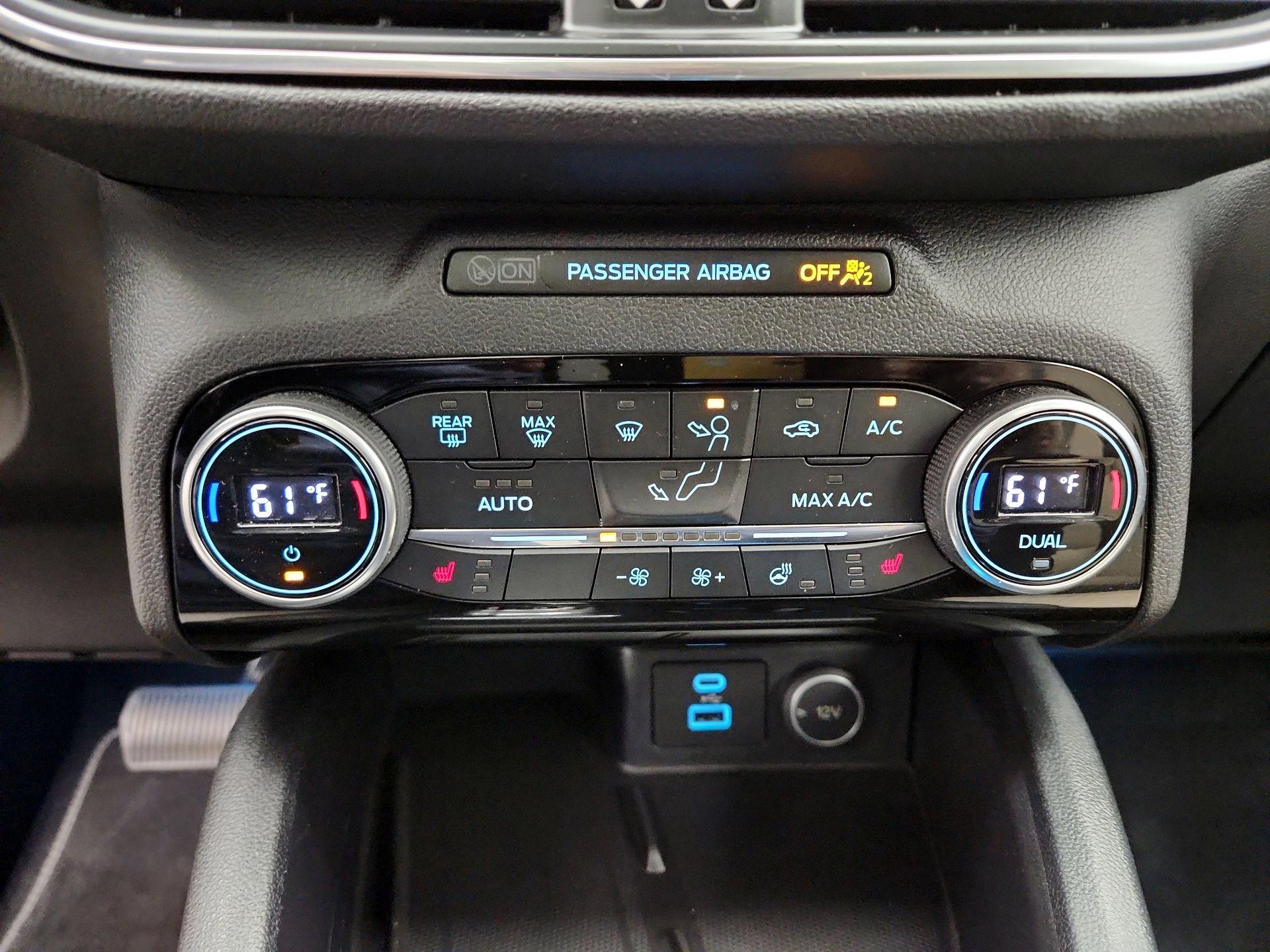 Thumbnail: 2021 Ford Escape - 16