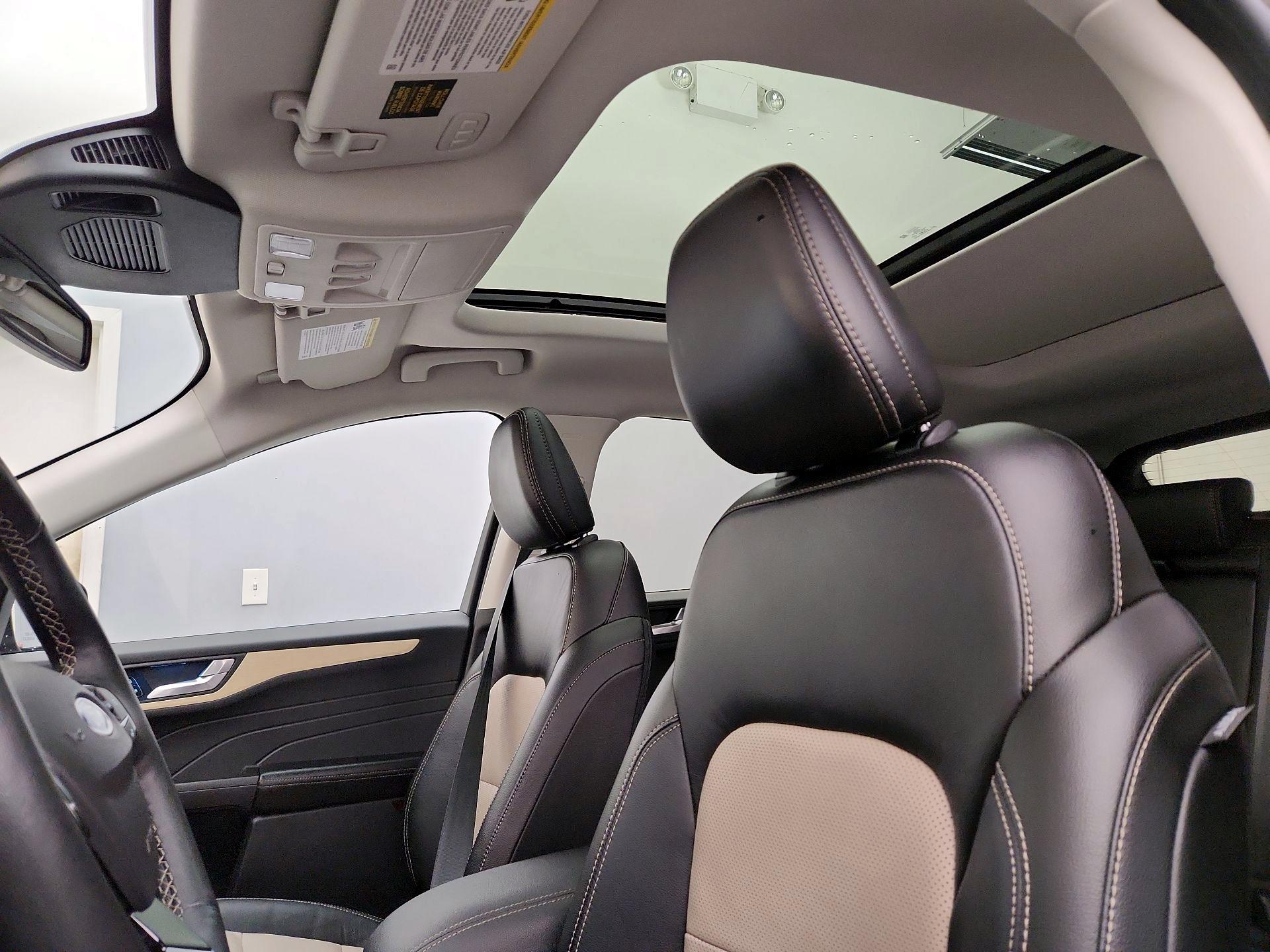 Thumbnail: 2021 Ford Escape - 19